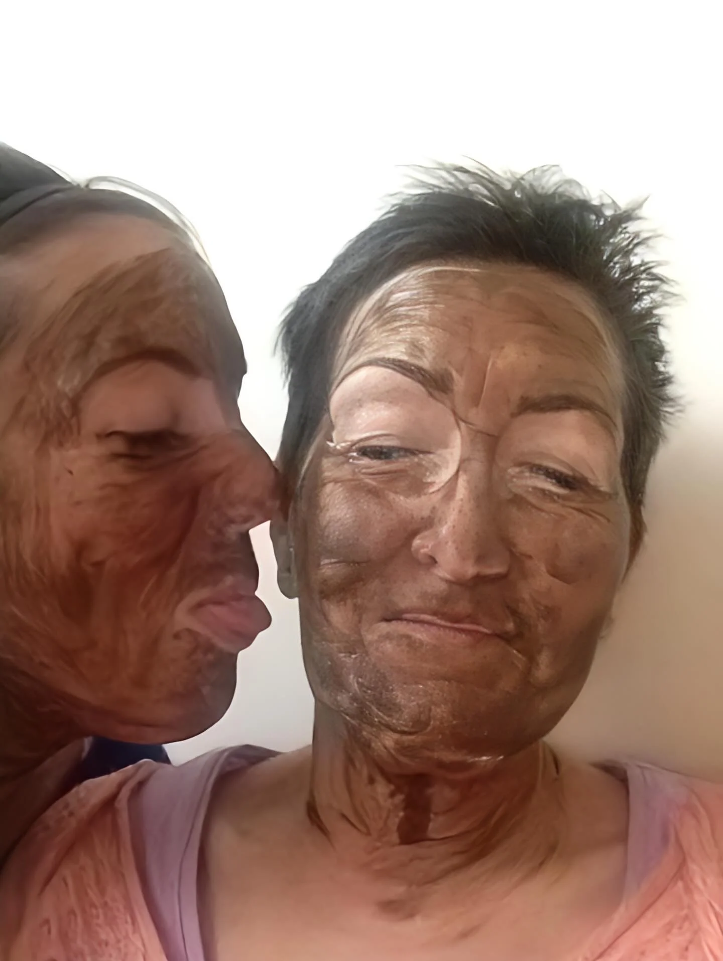 Mother&rsquo;s Day is always a moment of reflection for me. My mama S passed away many years ago, but her love, guidance, and the memories we shared continue to shape who I am every day.

Some of my most cherished memories are the simple ones 🥰 sitt