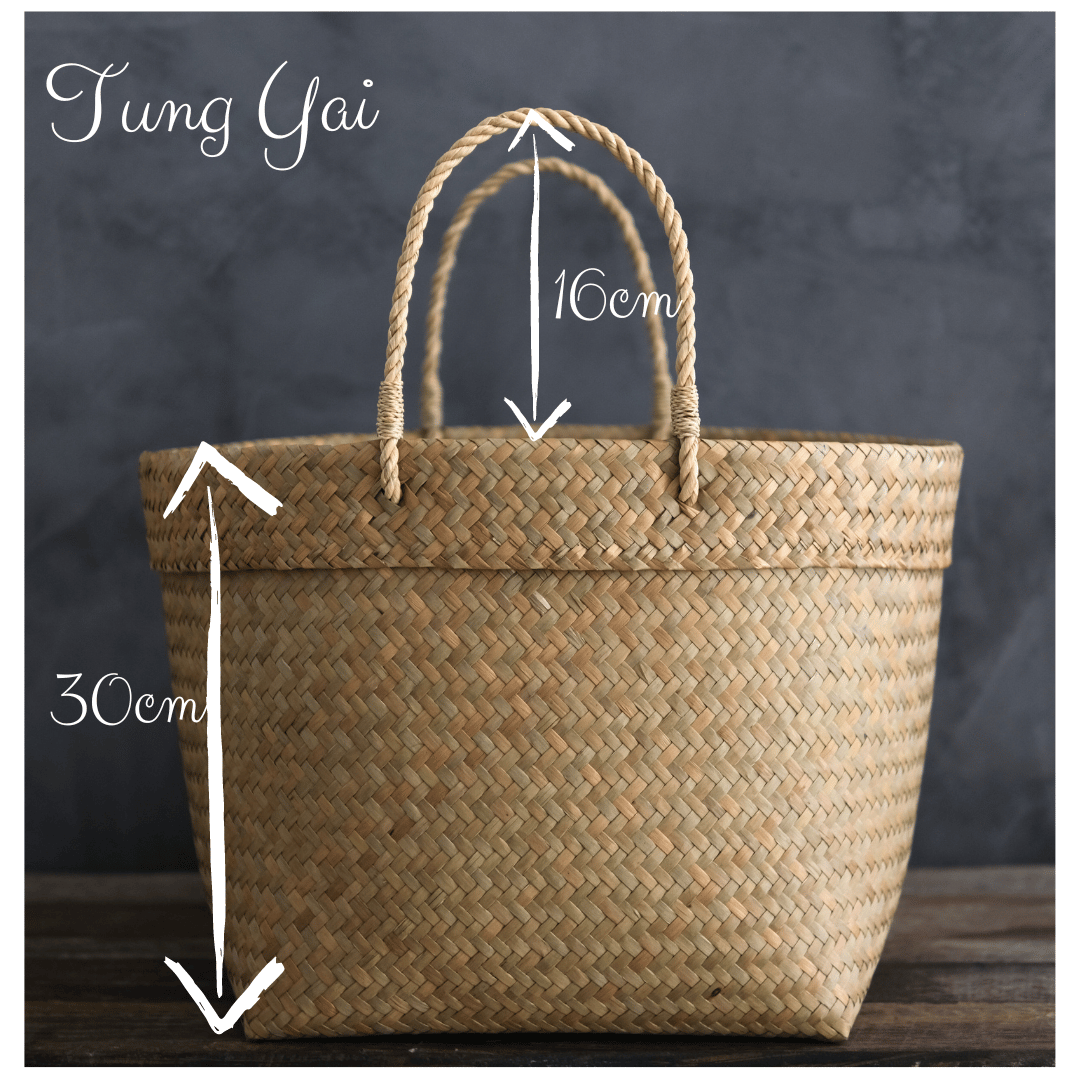 Tung Yai basket shown front-on with arrows marking a 30cm basket height and 16cm handle rise.