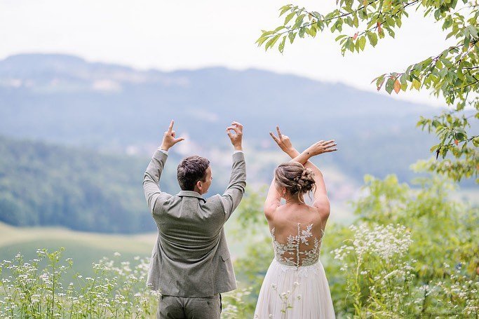 Have a theme for your wedding! It makes it so special!
Anna &amp; Robert&rsquo;s theme was LOVE; they had the most amazing string quartet play for them, simple wildflowers everywhere, the jummiest cakes, baloons and beer! It really was a day to remem