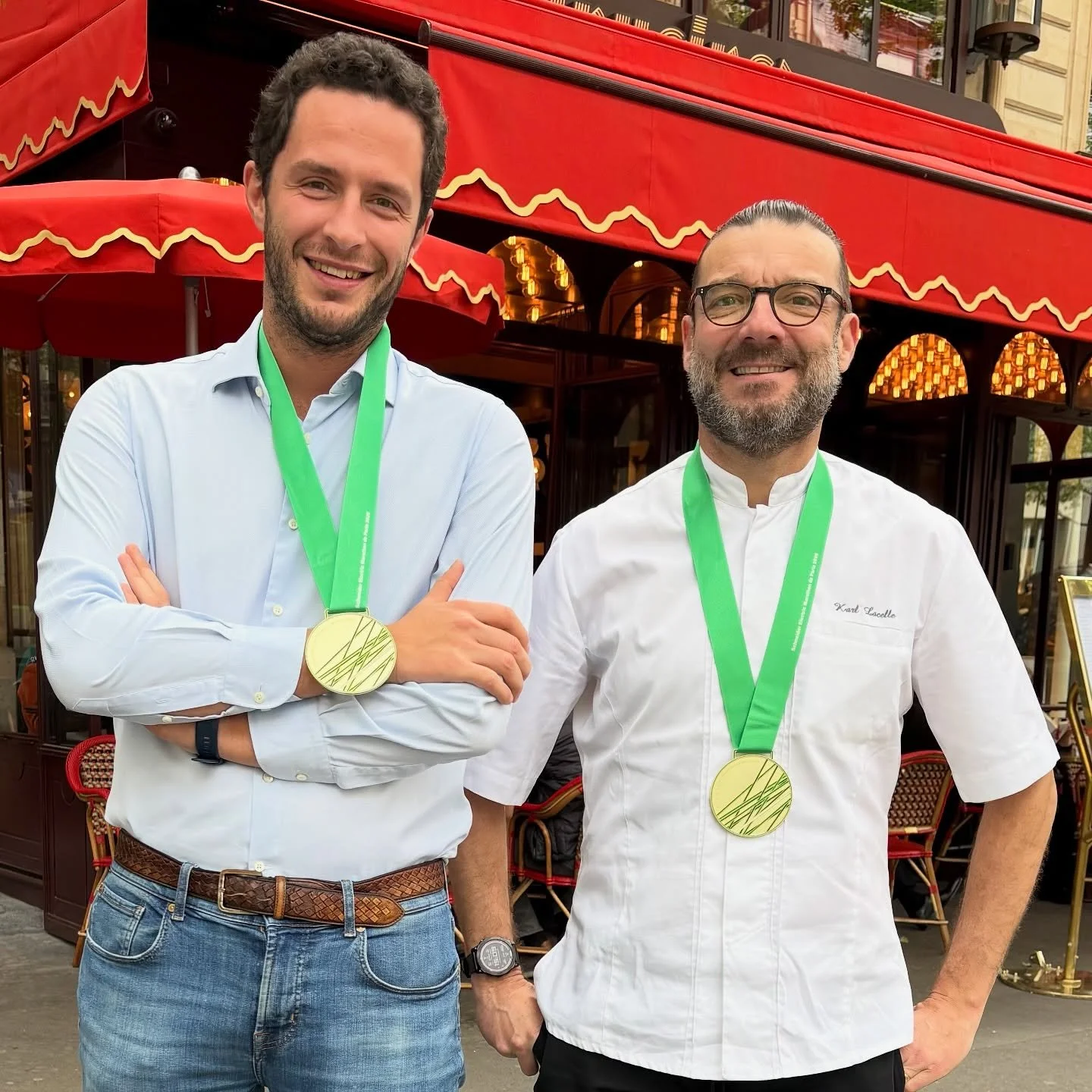 ON L&rsquo;A FAIT!
 
Et pas seulement pour nous, pour @fondationrecherchealzheimer et @bleuet_de_france. 

Cet effort a permis de recolter des fonds pour une association qui nous tenait a coeur.

Si vous cette photo a obtient le succes qu&rsquo;on lu