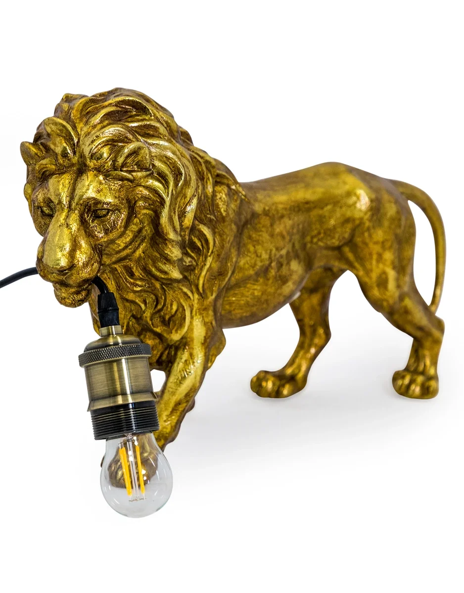 Majestic Lion Lamp