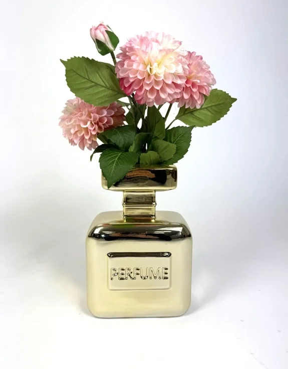vase perfume.webp