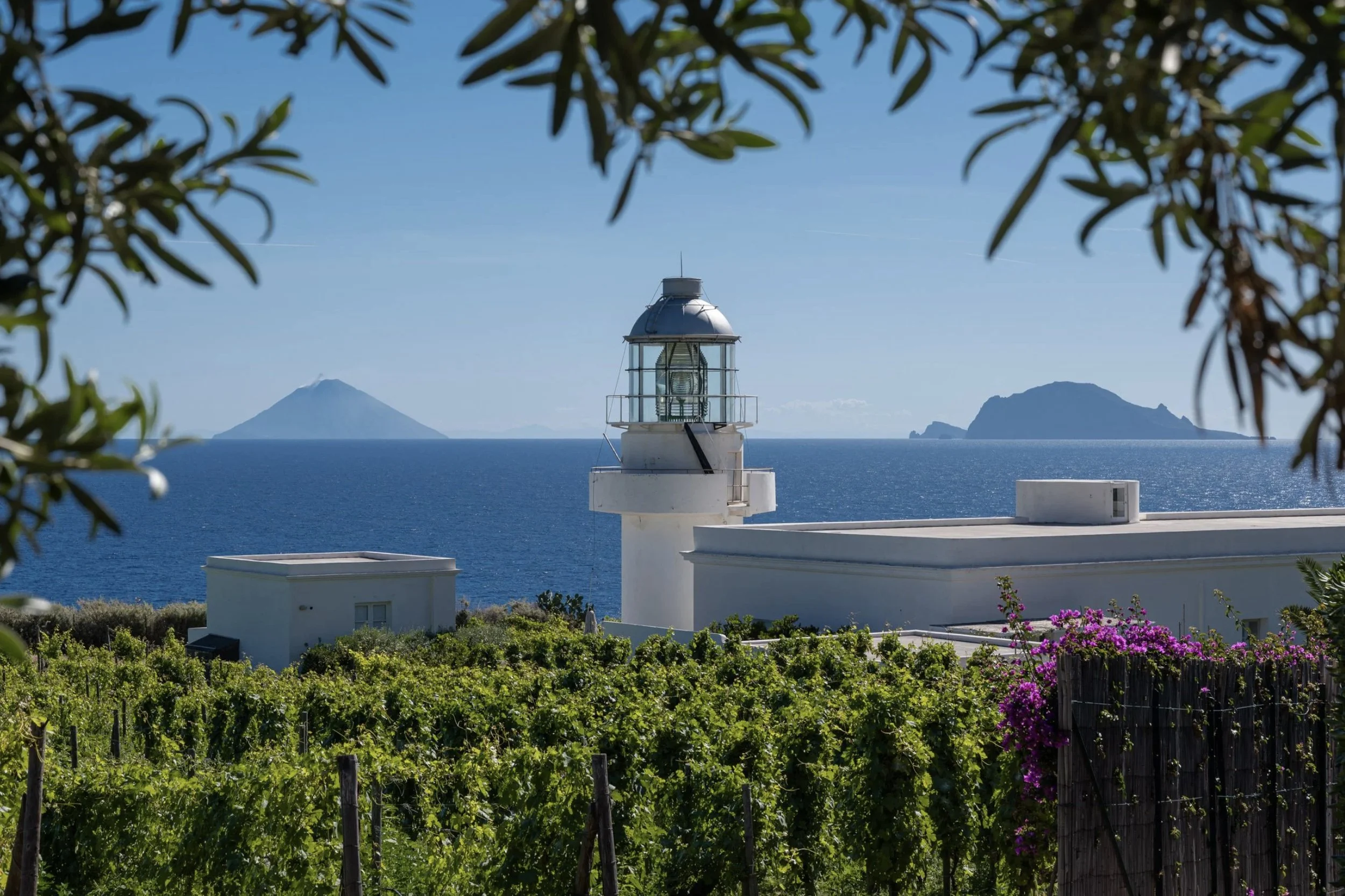 Capofaro il Faro.jpg