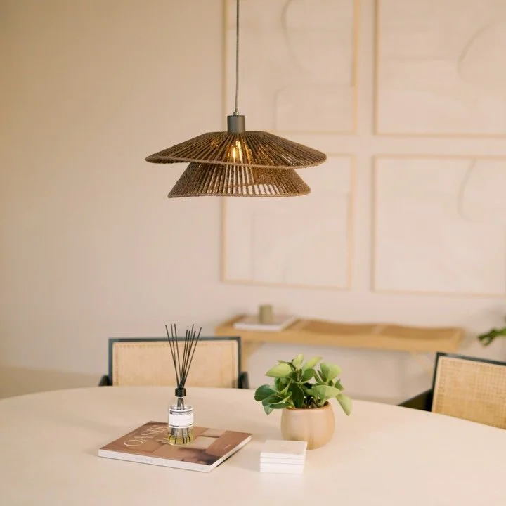 Crafting calm, refined visuals that let the light speak for itself.
An insight into the creation of product videos for @lumenxl ✨

A @booth.media production
Lighting by @julespeters__ 
Location @the18studio 
-
#boothmedia #lumenxl #contentcreation #p