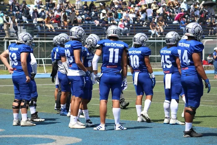 A scattered football team.