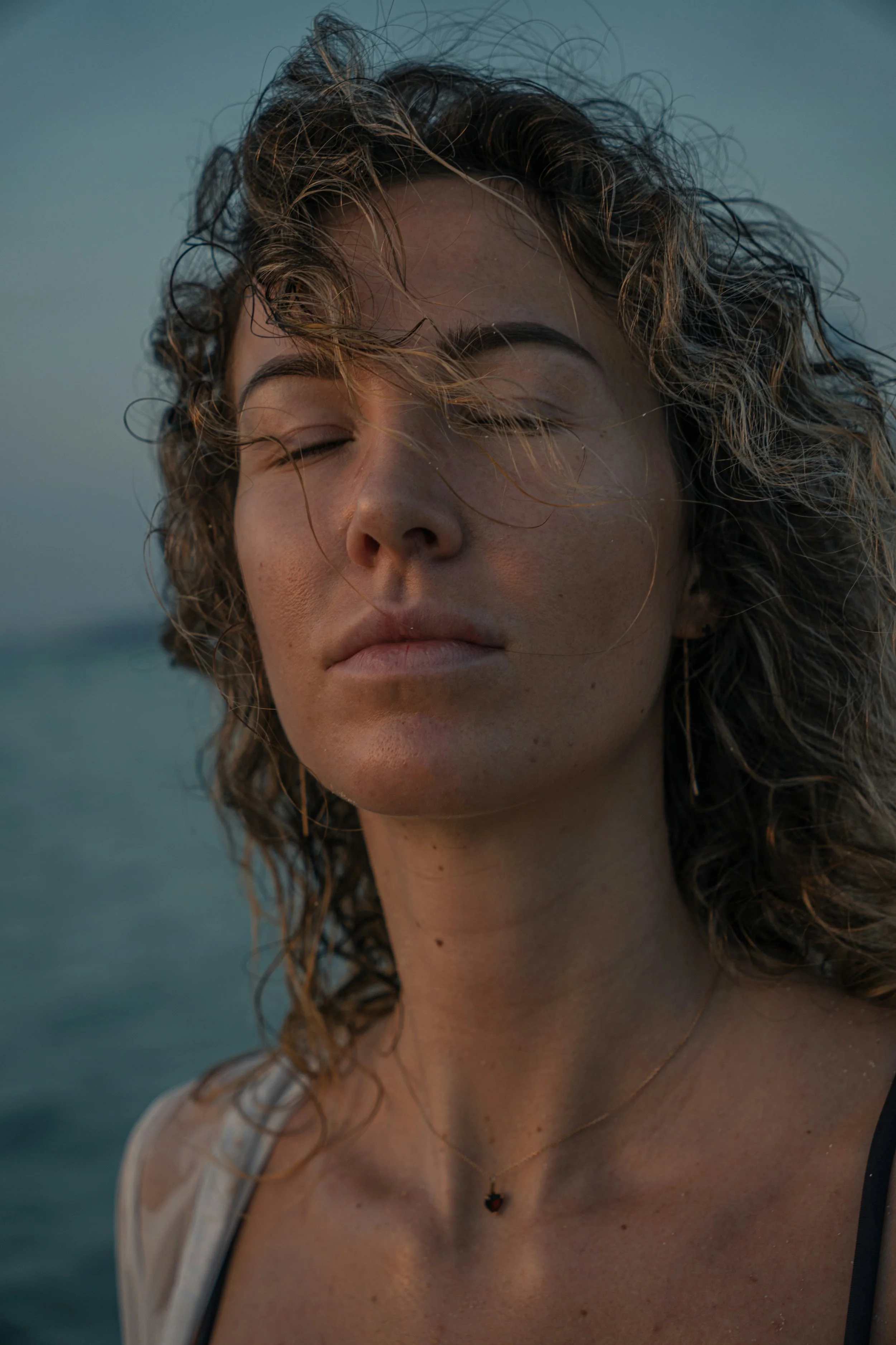 How to Be With Your Body: A Six-Step Somatic Practice