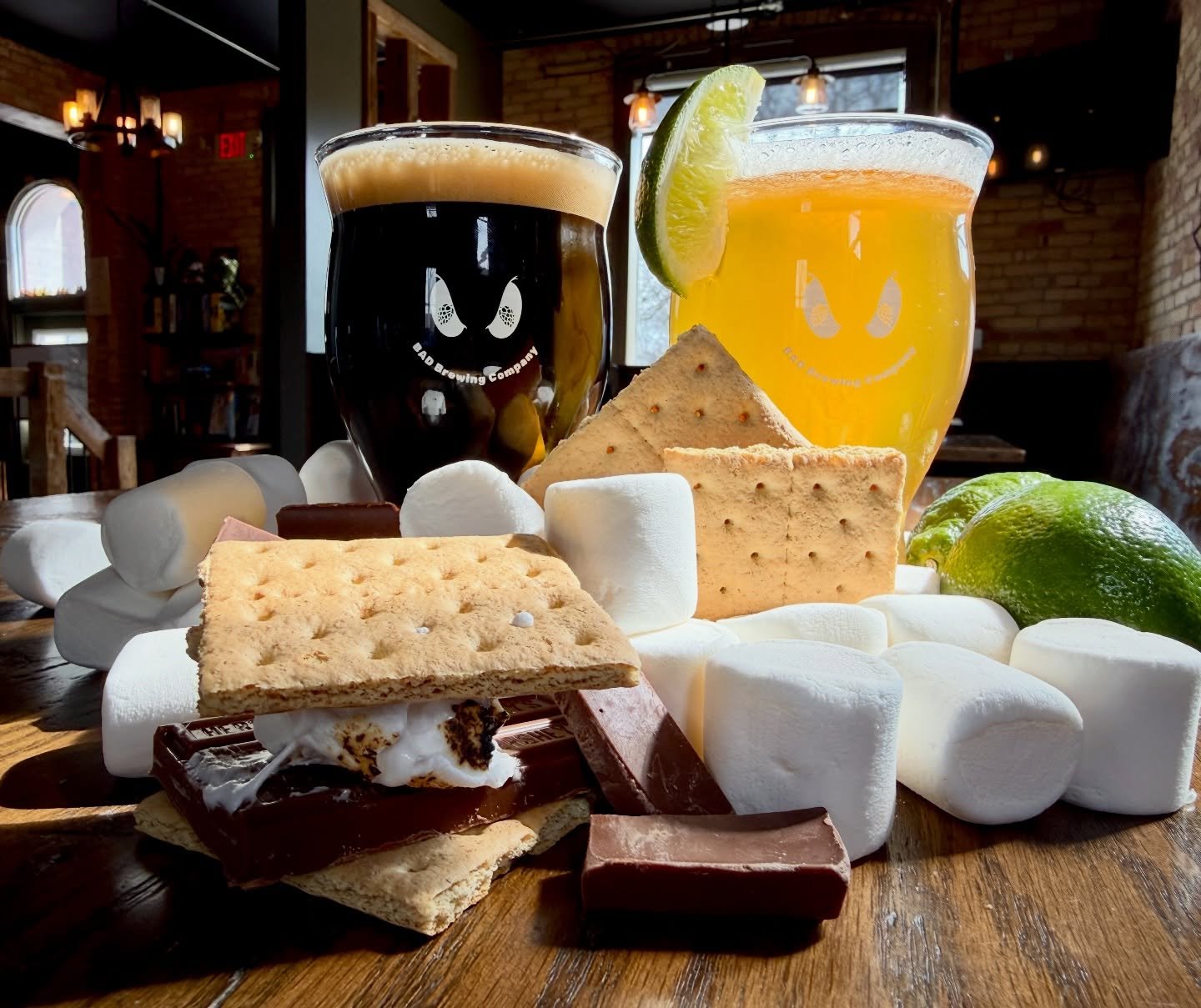 Two totally different new brews, bound together by a bunch of marshmallow! 🍫 𝗠𝗮𝗿𝘀𝗵𝗺𝗮𝗹𝗹𝗼𝘄 𝗕𝗼𝘆 𝗦&rsquo;𝗺𝗼𝗿𝗲𝘀 𝗣𝗼𝗿𝘁𝗲𝗿 - a beautiful blend of chocolate, graham cracker, and marshmallow, and 🍋&zwj;🟩𝗞𝗲𝘆 𝗟𝗶𝗺𝗲 𝗖𝗿𝘂𝗺𝗯𝗹?