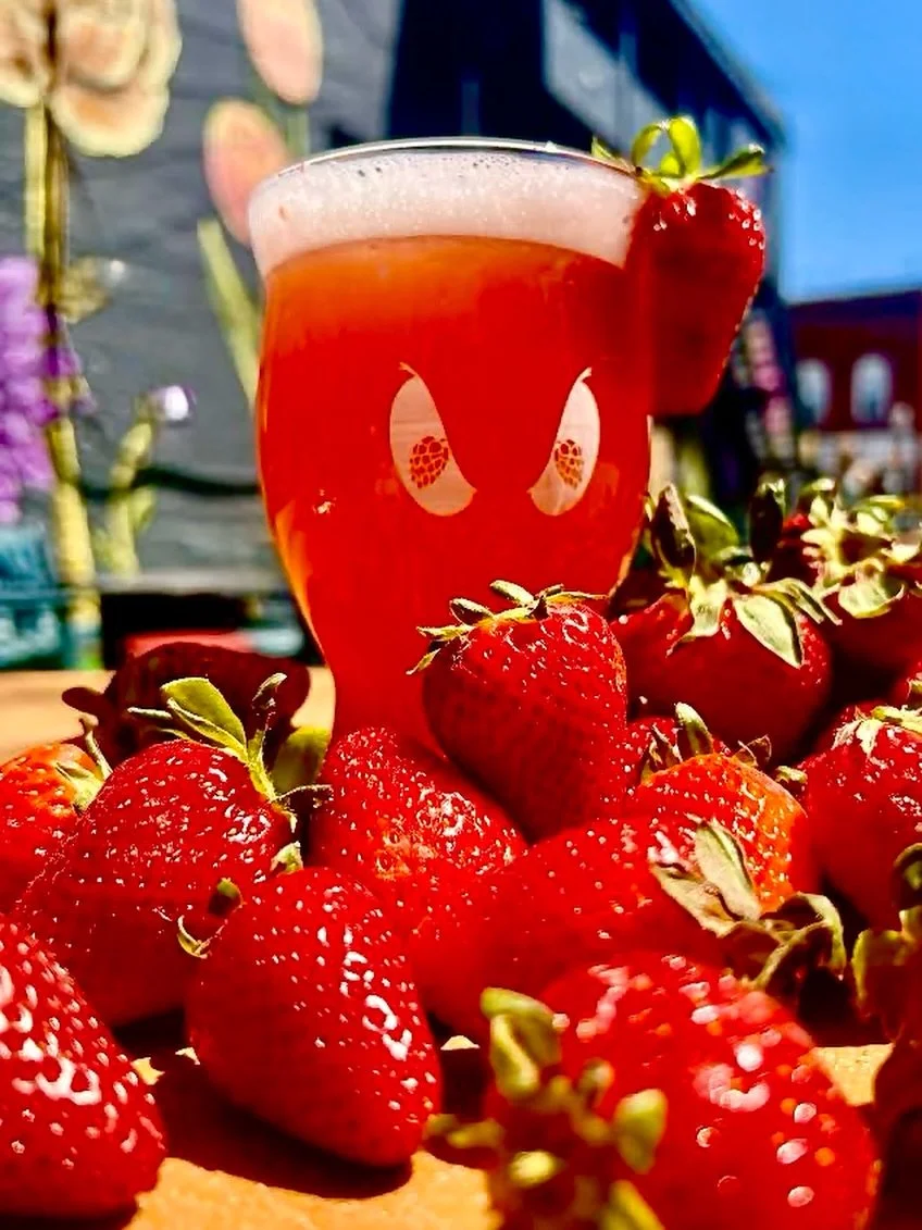 She&rsquo;s baaack! Strawberry Rhubarb Crumble Mead is officially back on tap and tasting just as dangerously drinkable as you remember. Sweet strawberries, tart rhubarb, and cozy crumble notes all wrapped into one glass. Basically, dessert.

Stop in