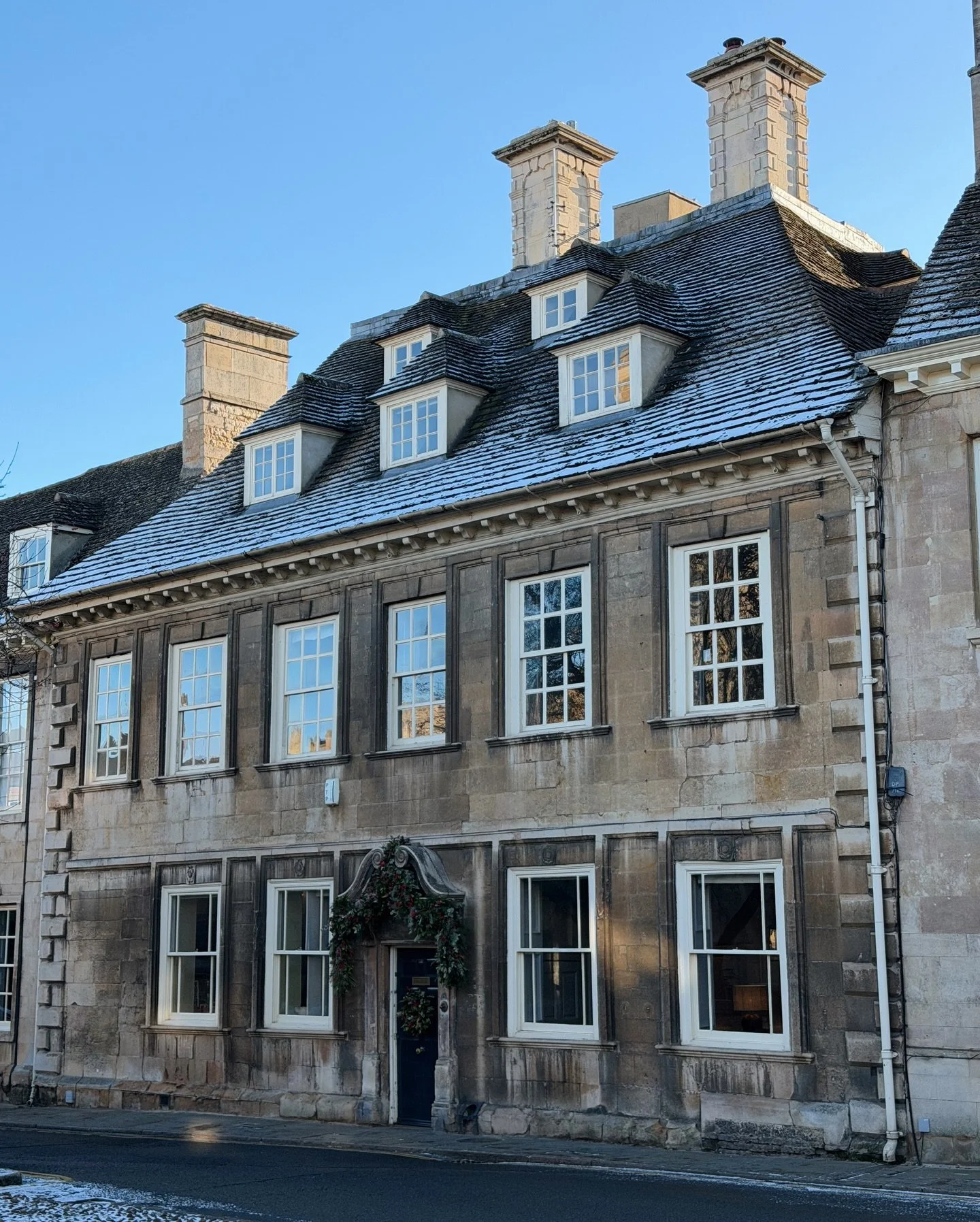 Just a dusting of snow for Stamford ❄️🤍