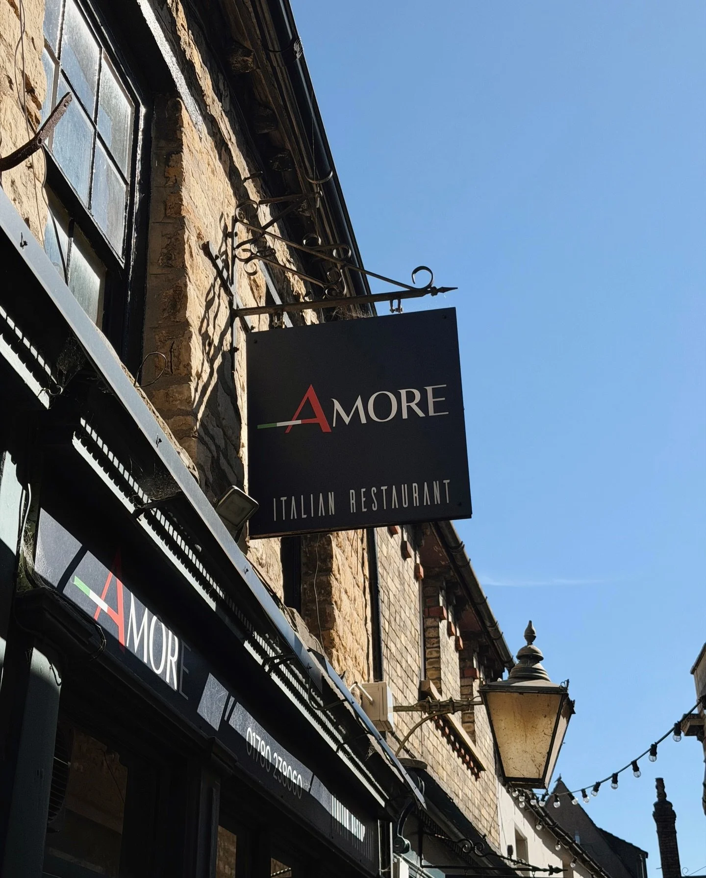 After hearing SO many good things, last week I finally got around to trying out @amore_stamford and it did not disappoint! 🇮🇹🍝

Tucked away on Cheyne Lane in Stamford, Amore has been serving up comforting Italian dishes since 2021 🍽️ our whole ex