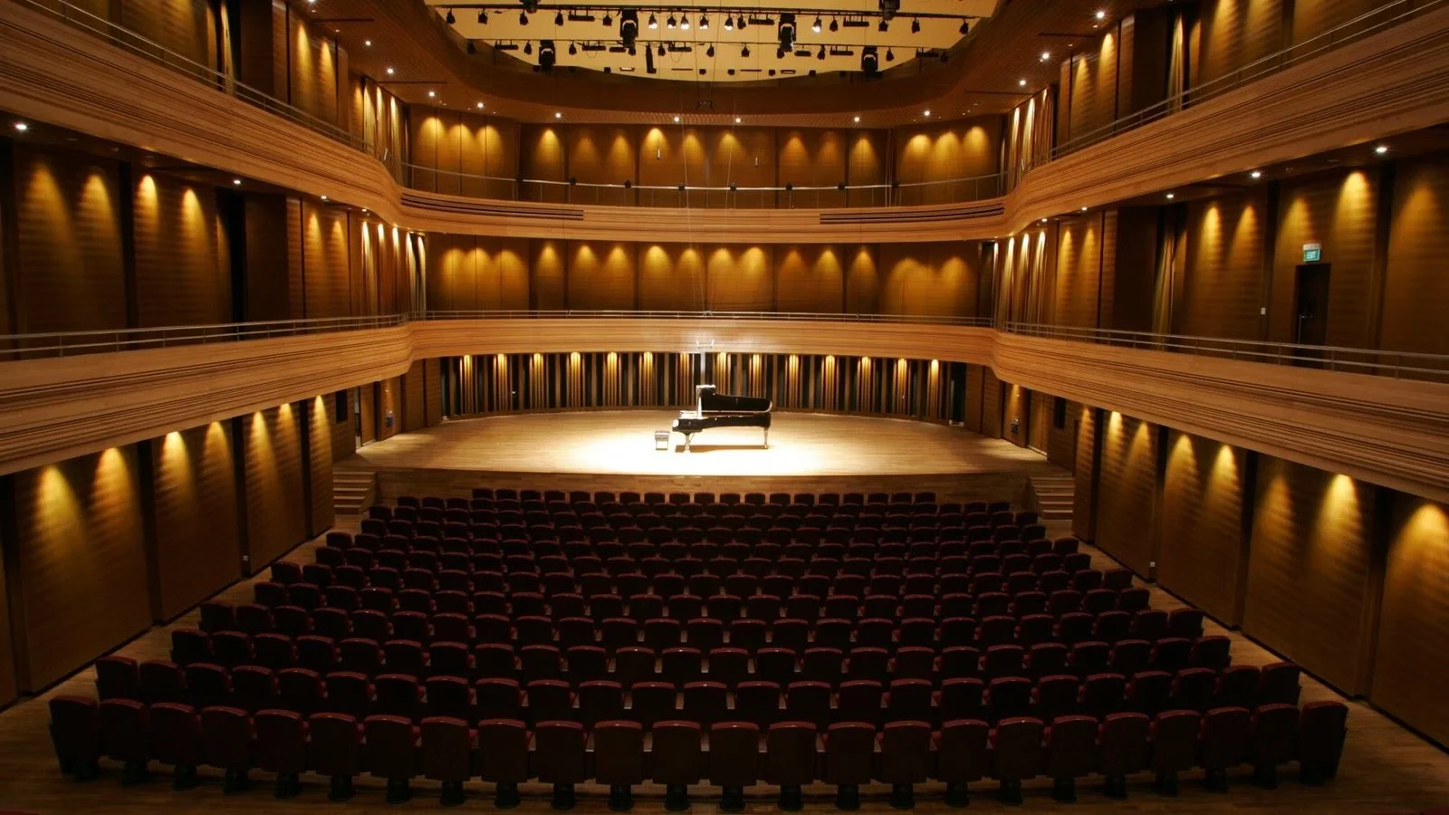 Yong Siew Toh Conservatory