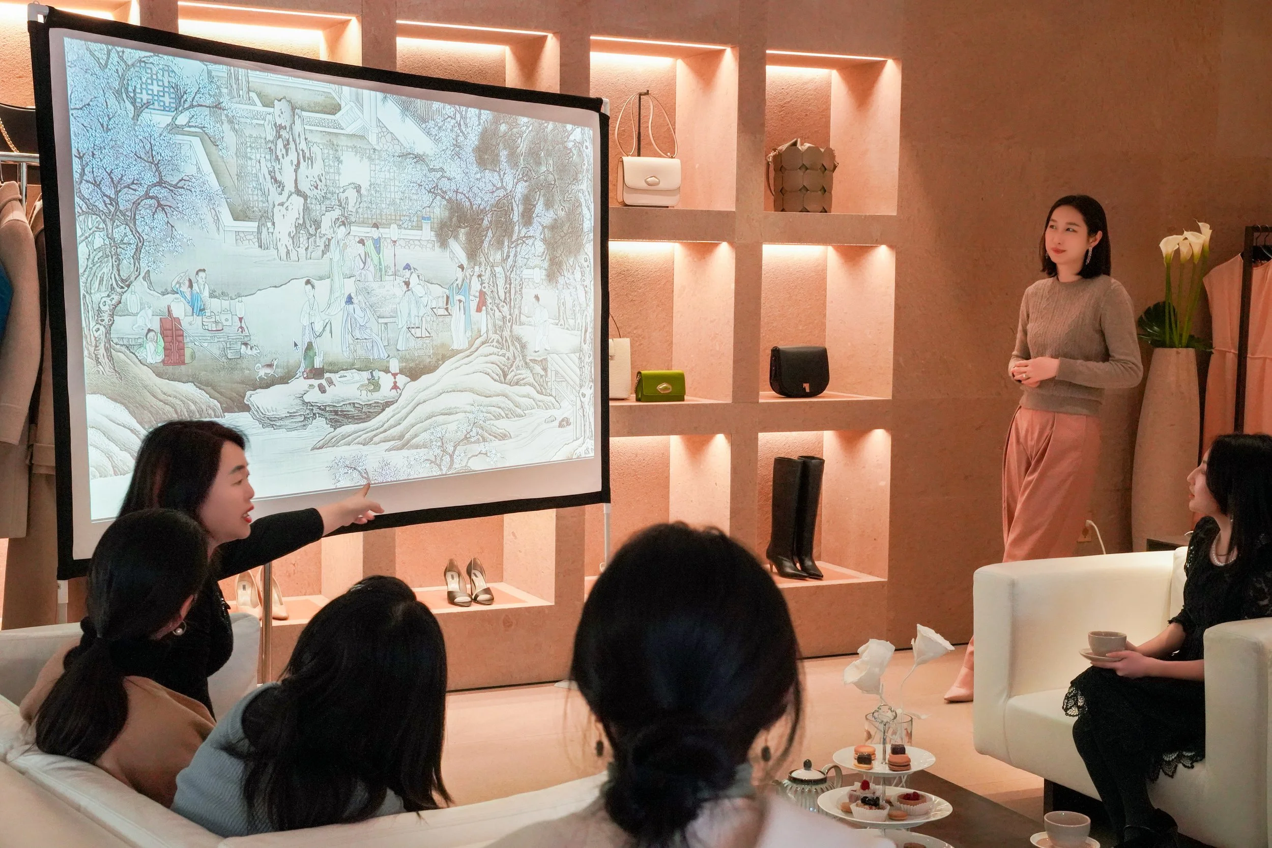 觀 · VTS - Visual Thinking Strategies through Asian Art