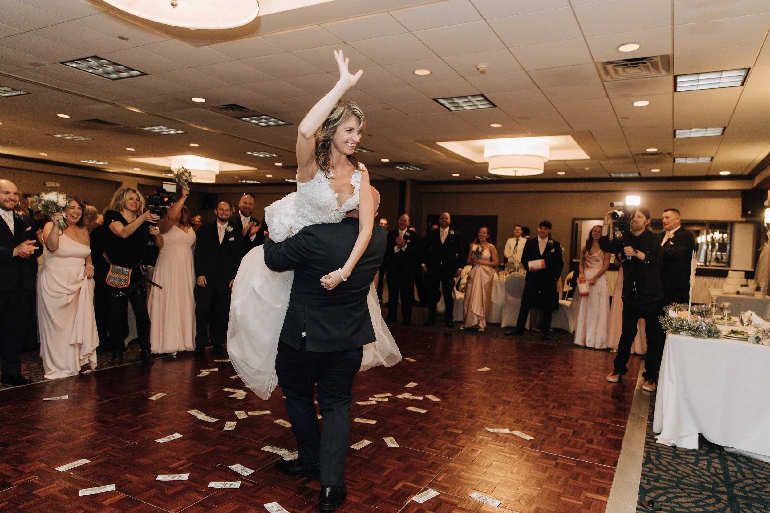 Heldron_Wedding_2023_2_18_578.jpg