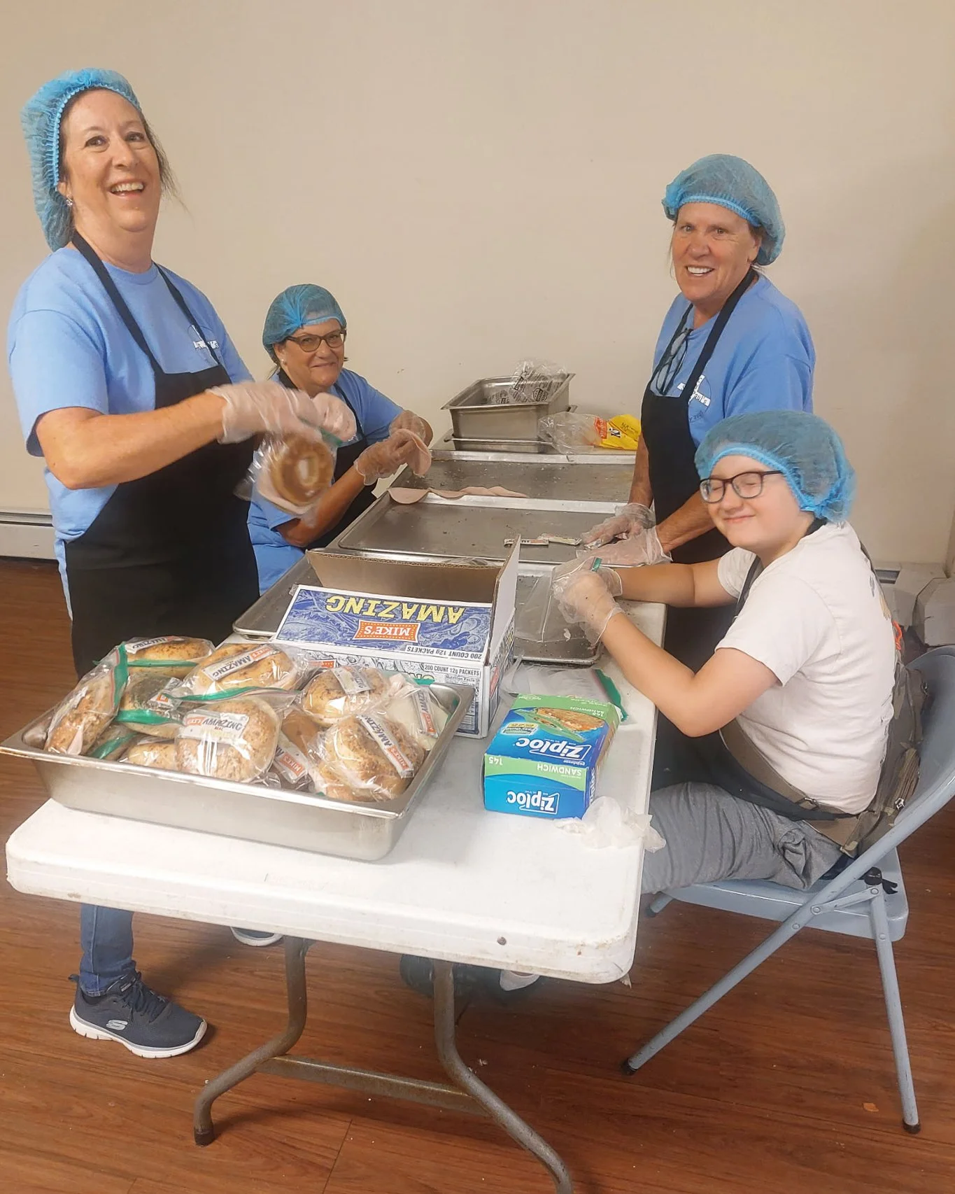Hands that serve, hearts that care. 💛 
Every meal, every smile, every moment at Sister Jean&rsquo;s is made possible by incredible volunteers like these.