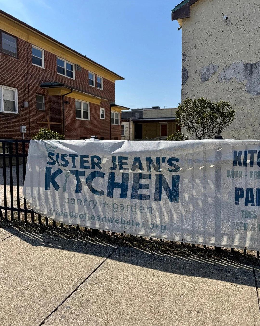 Looking for a way to give back? 
Use the link in bio! 

🍎 PANTRY | Tuesday, 10am - 1pm | Wednesday + Thursday, 3pm - 6pm

🍛 KITCHEN | Monday - Friday, 11am - 1pm

🤝 Use the link in bio to donate or volunteer

📍108 N Pennsylvania Ave,
Atlantic Cit