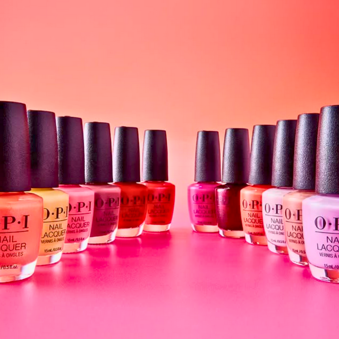 Manicure con smalti OPI