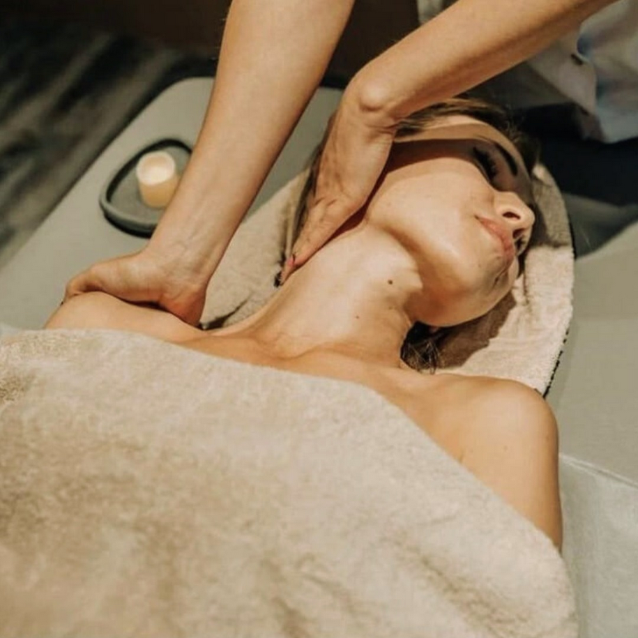 Massaggio decontratturante presso Aloe Centro Estetico Balduina a Roma