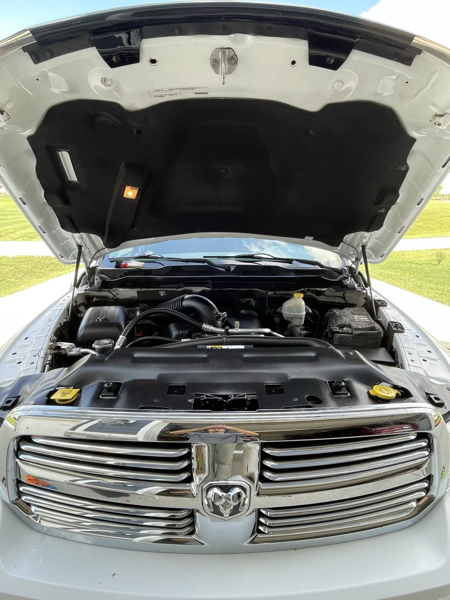 inside engine of car clean