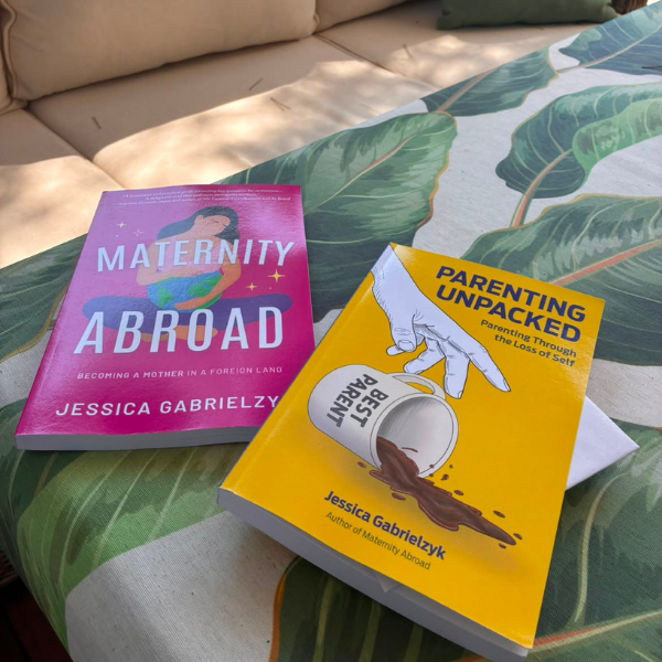 parenting-unpacked-maternity-abroad-spain-gaia-podcast1.png