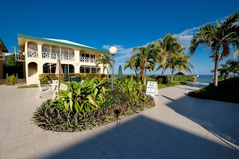 RoyalPalmVillas1C-1.jpg