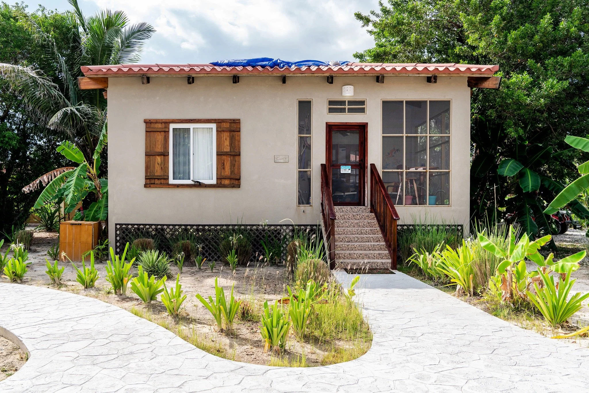 Private garage included, 900 sq ft, and you're in the RBR community for under $350K.

Residencies at Barrier Reef- Casita 3 gives you more space than most one-bedrooms&mdash;900 sq ft with a garage that's built into the HOA, so you're not paying extr