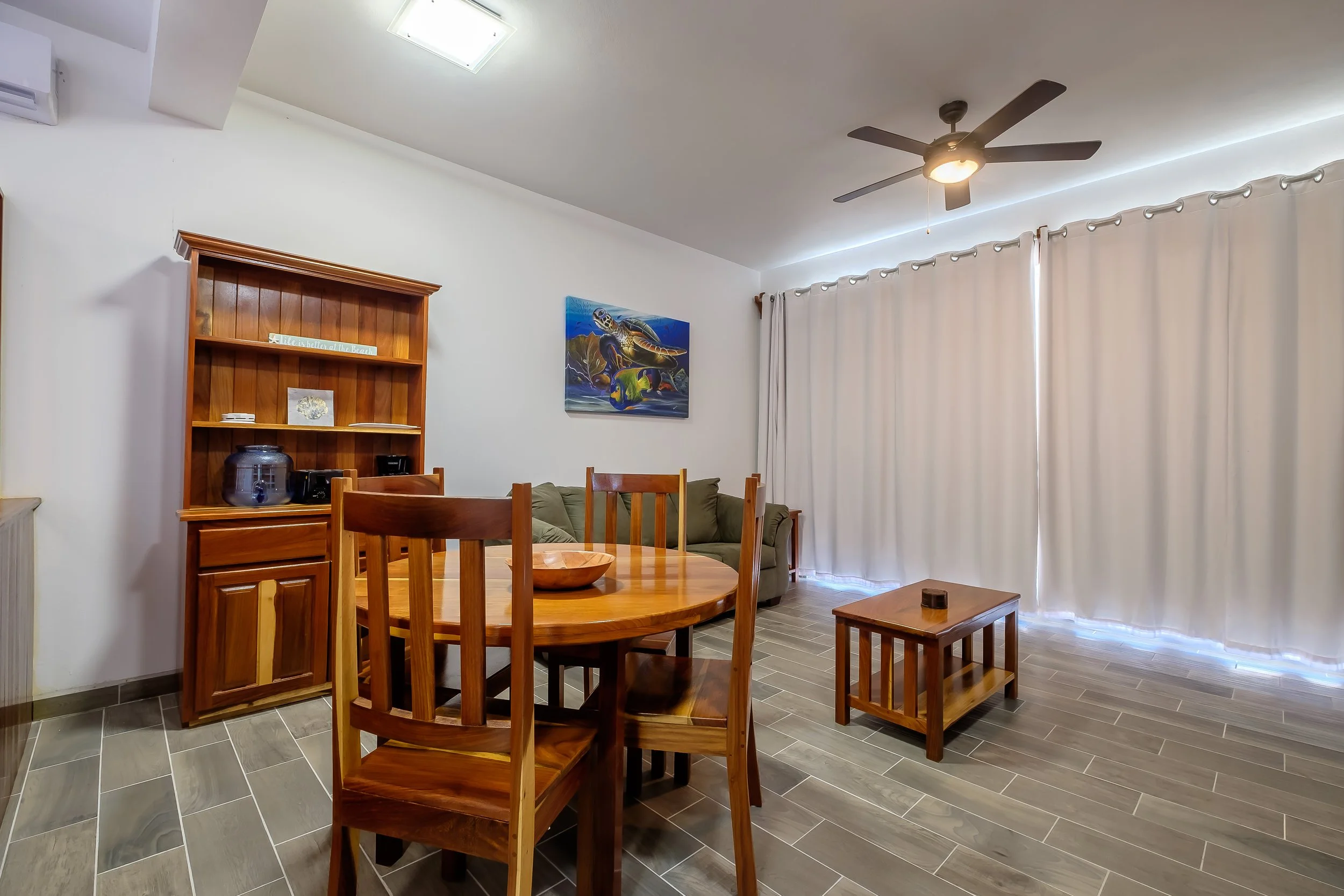 LGHT6198-HDR.jpg