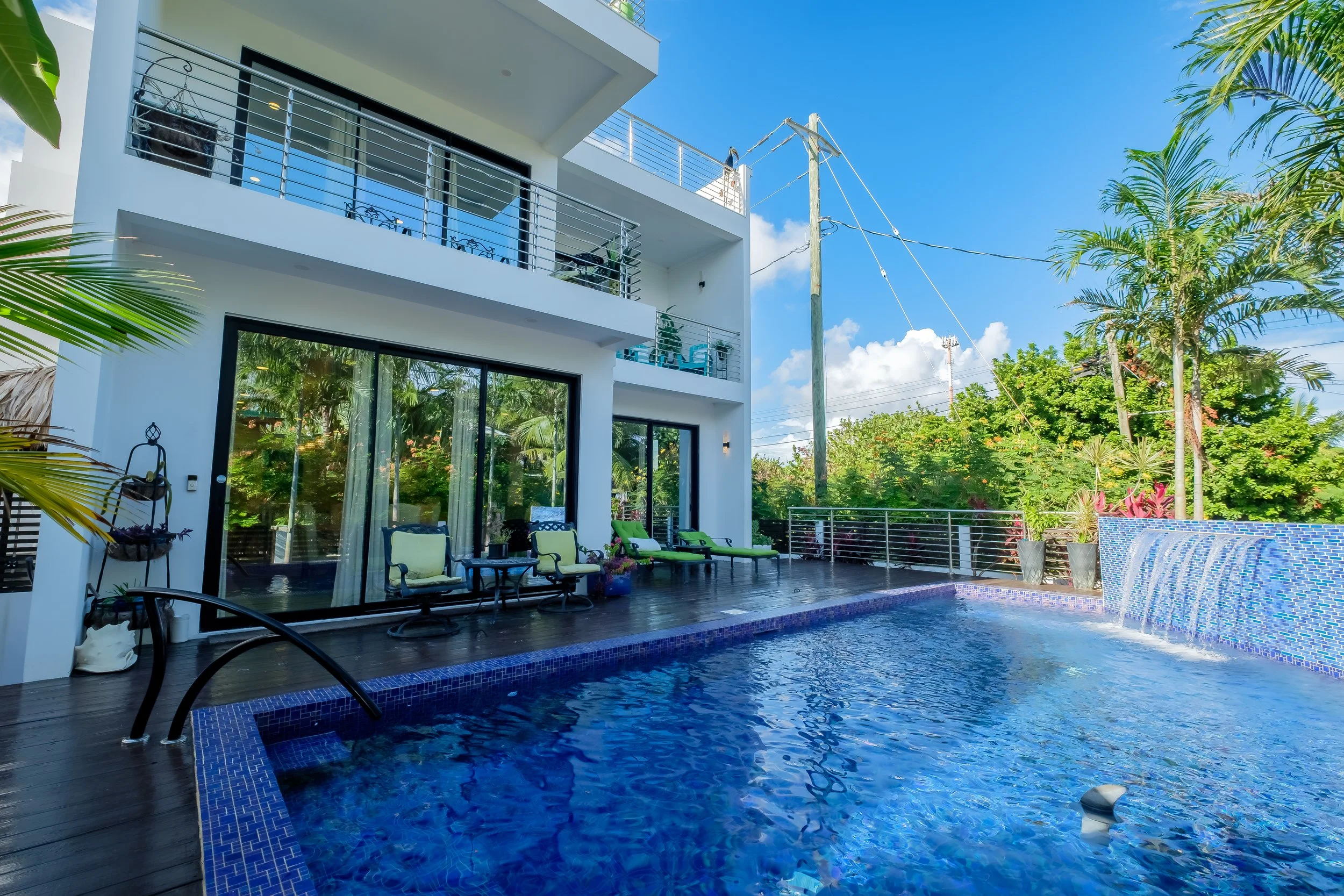 Curated visual reference: Gallery Detail: Casa De Silva 4Br Ocean View Home Ambergris Caye Belize