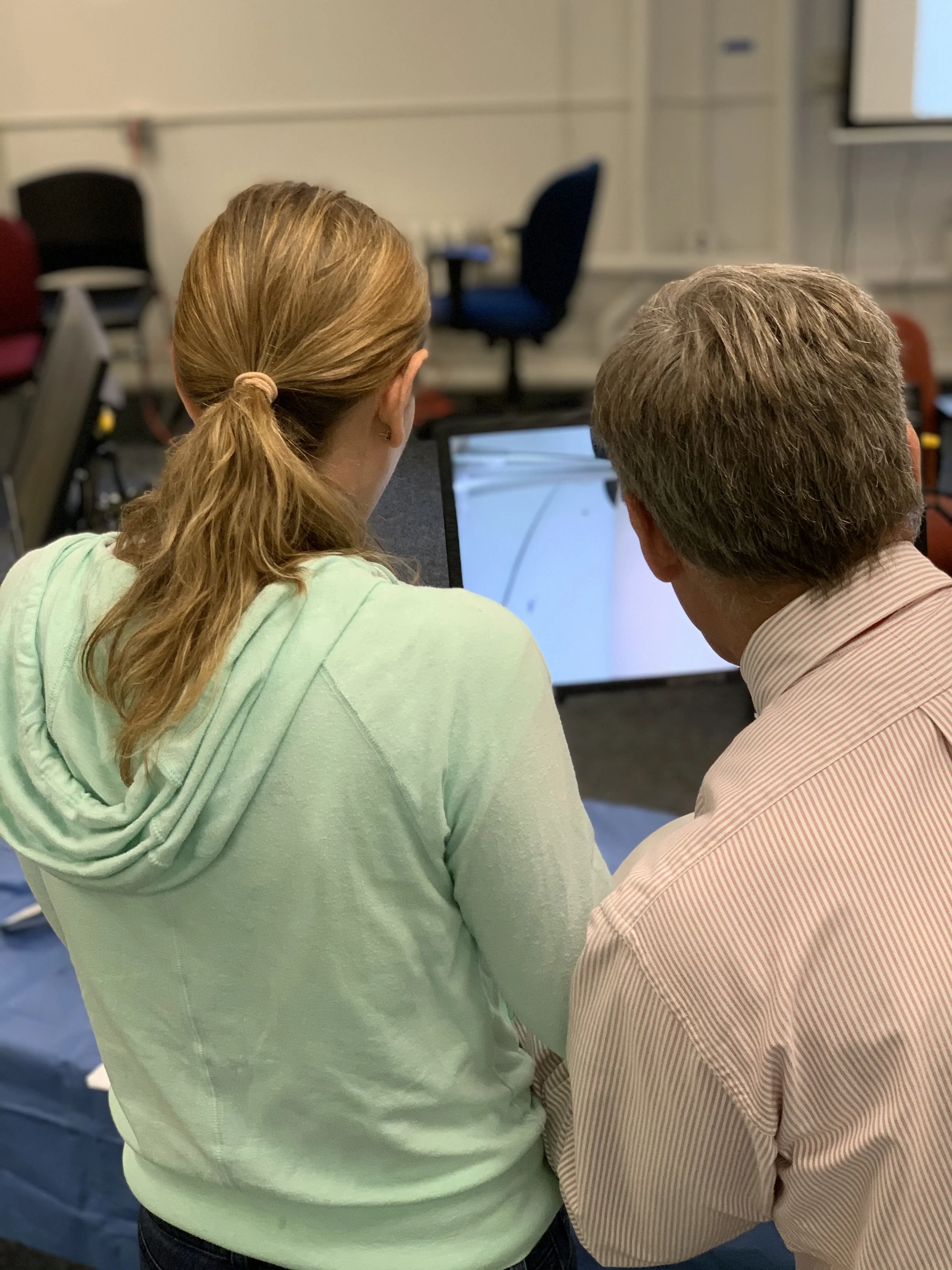 A Surgical Modeling Solutions real tissue model being used for a Laparoscopy.