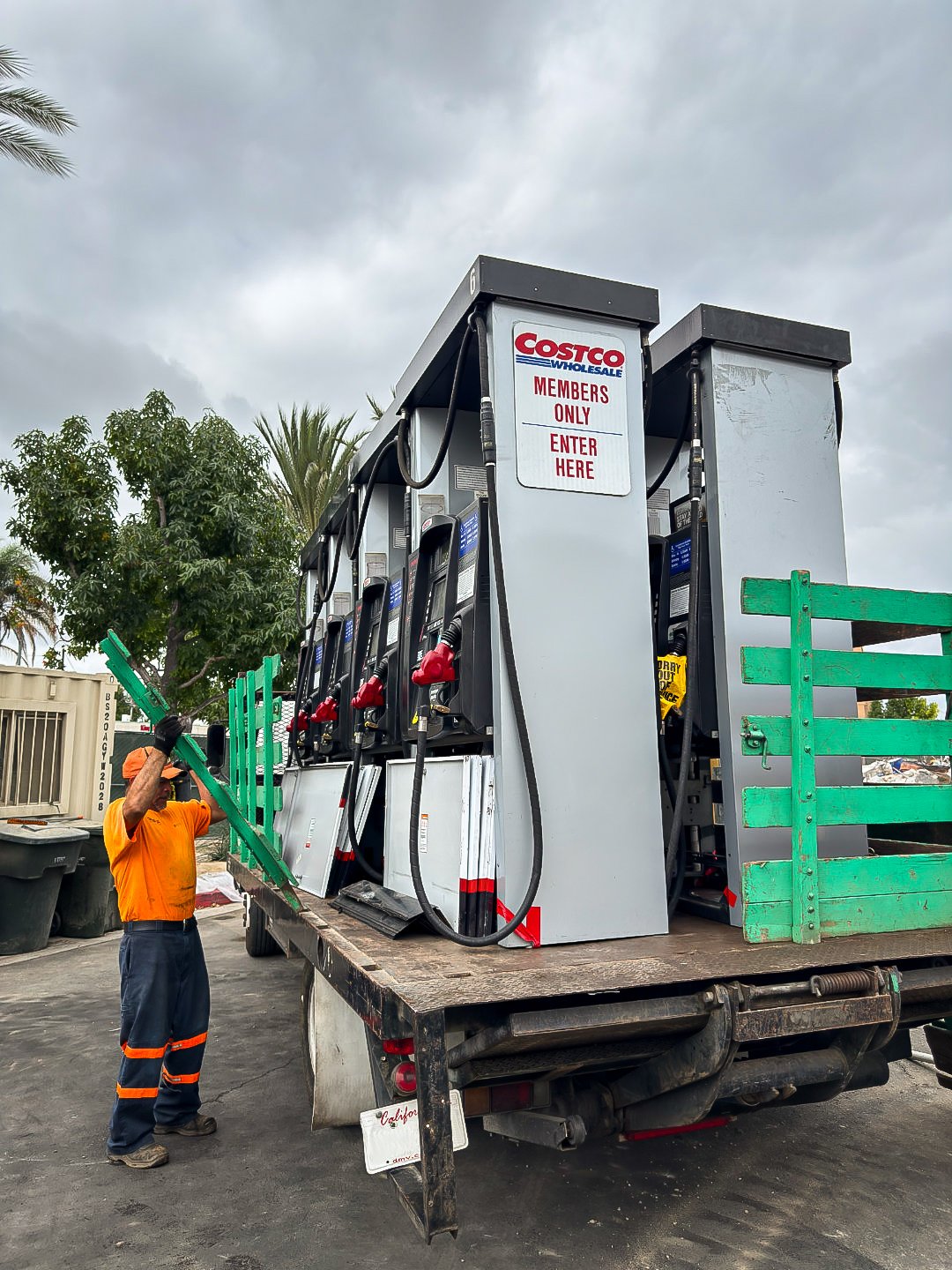 Sustainable Cleanouts metal recycling and recovery project