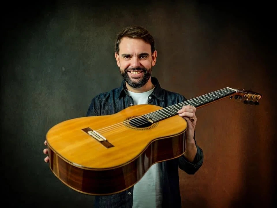 Dani de Moron: The Evolution of the Best Flamenco Jazz Guitar – Booking &amp; Contact