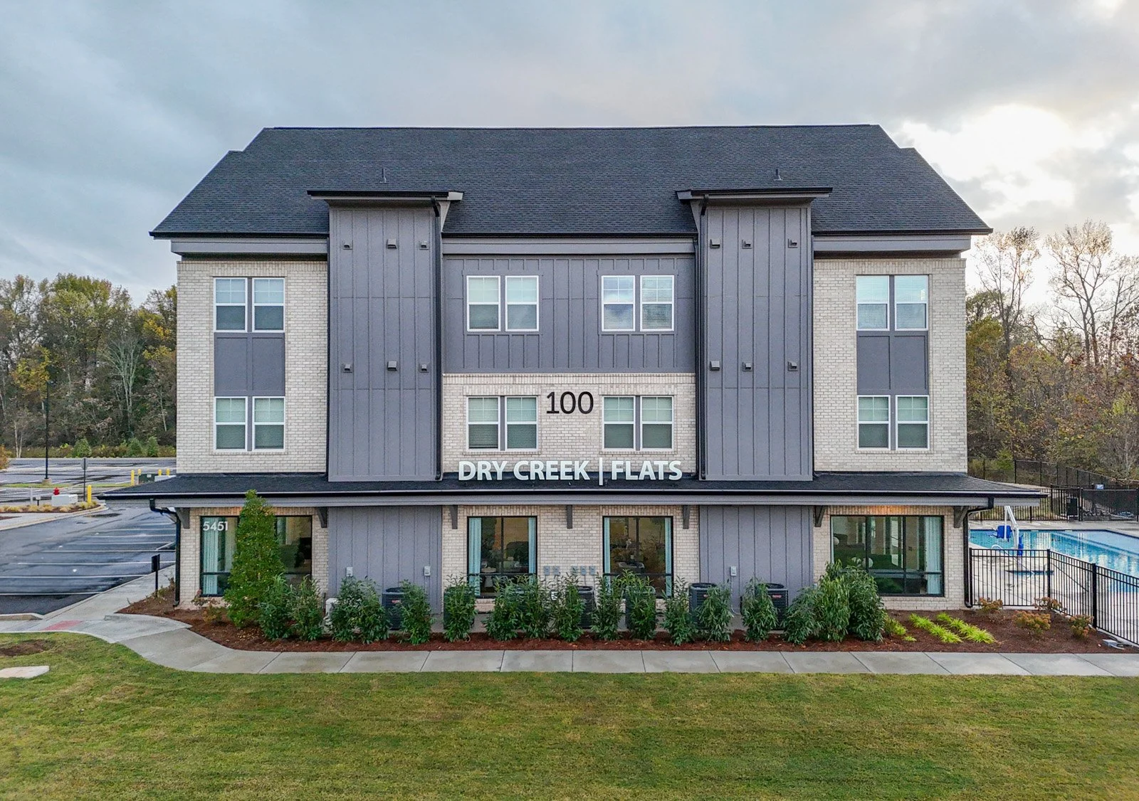 DRY CREEK (WEB) Copy.jpg