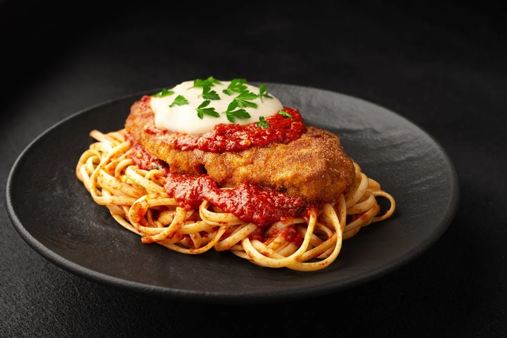 6512dd9bb7f1e29aa55bdd40_64dba6c12cf304fdf04090d2_CMS_20Food_20Small_20Chicken_20Parmigiana_2099536897.jpeg