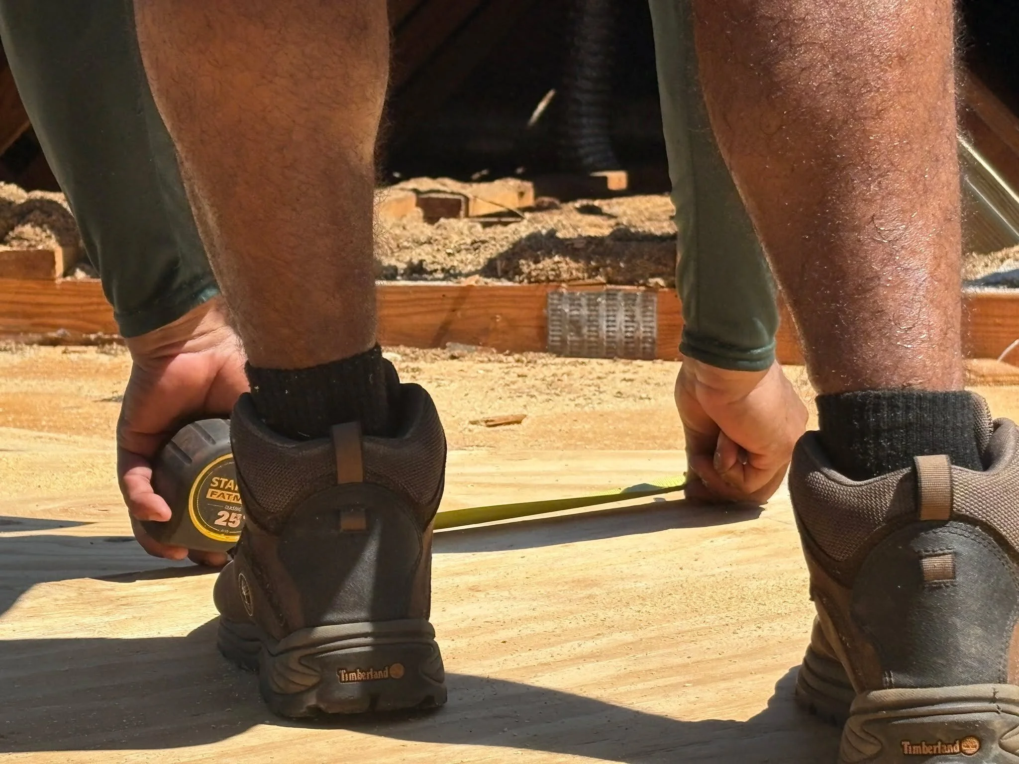 This photo broke the internet last year...calves of steel in the best Timberland work boots. 🔥🔥

@timberland are you looking? 👀

#timberlandboots #verobeach32963 #SebastianFL #VeroBeachRoofing #VeroBeachFL #FloridaRoofLife #ResidentialRoofing #tre