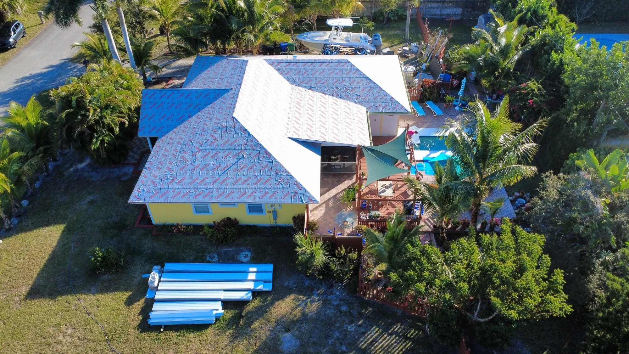 It's time for: Find Pablo 
To make it more entertaining,  Katie is also hiding! So let's play Find Pablo &amp; Katie! 

Annnnd Goooo!

#whereispablo #whereiskatie  #ReputationRoofing #FloridaRoofer #TreasureCoastRoofing� #SupportLocal #WomanOwnedBusi