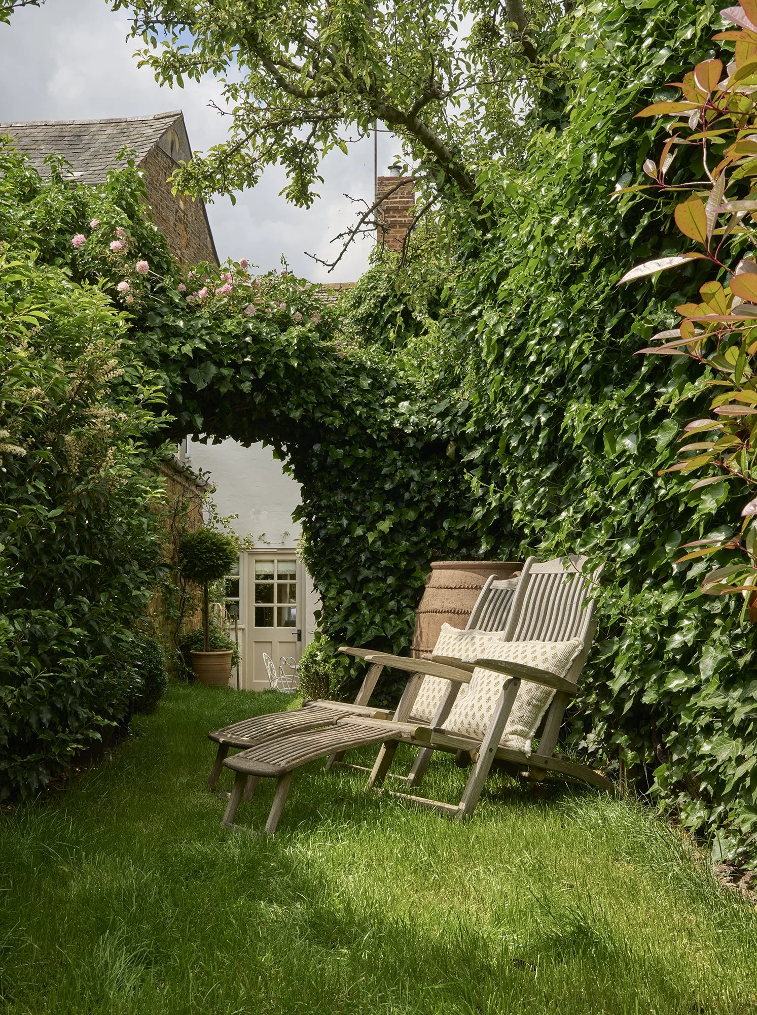 DEDDINGTON6935.jpg