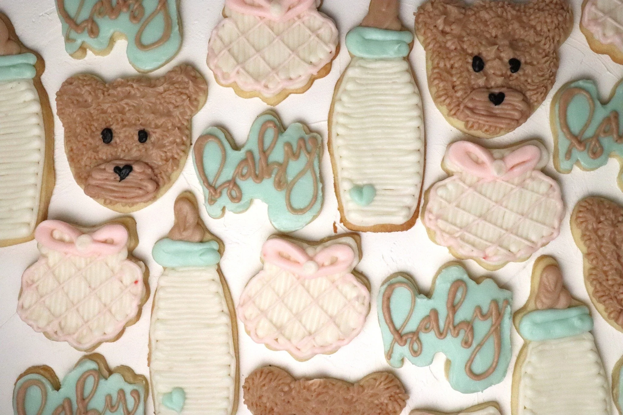 There&rsquo;s just something extra special about cookies made to celebrate the sweetest seasons of life. This &ldquo;we can bear-ly wait&rdquo; set was designed for a family counting down the days until they get to meet their little one and I loved e