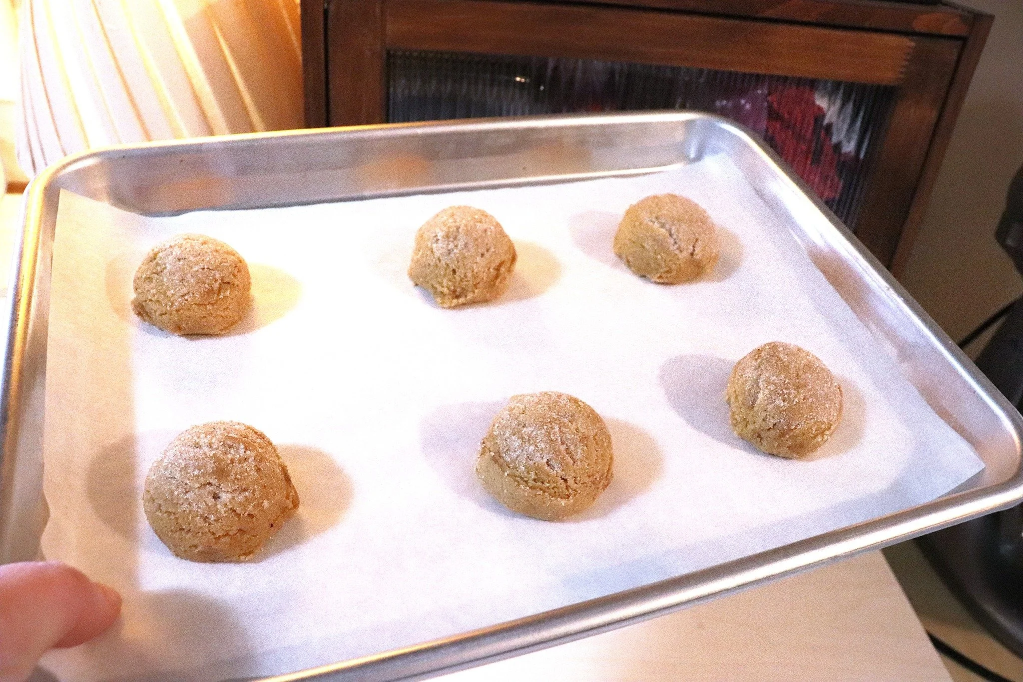 My grandma kept cookie dough in her freezer.

Made from real butter. Real sugar. Real everything.

No preservatives. No shortcuts.

That&rsquo;s exactly how I make mine now, from my local kitchen in Manhattan 🤍

Pickup: February 28.

Warm cookies wh