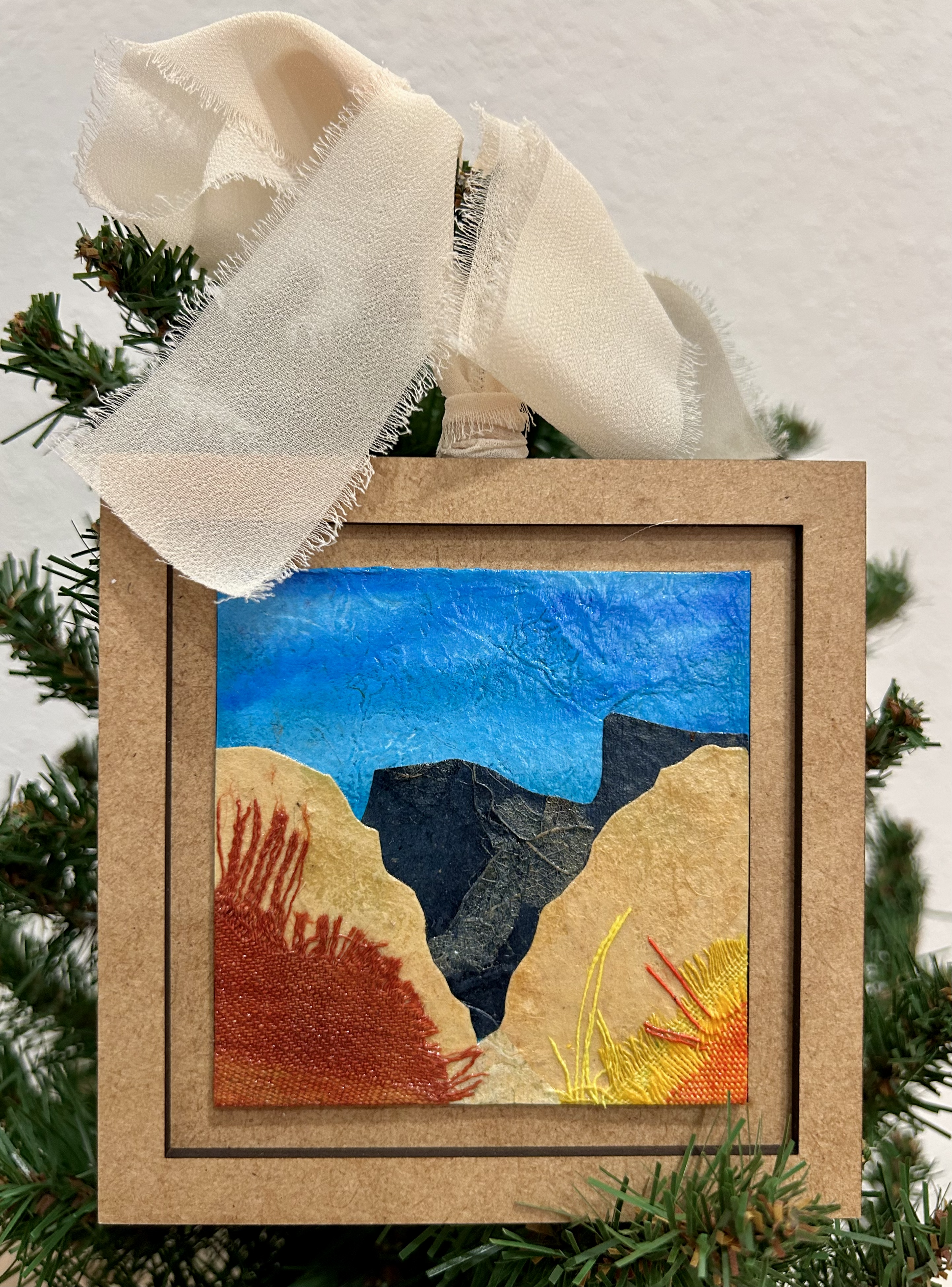 'Black Canyon of the Gunnison' (Landscape Ornament)