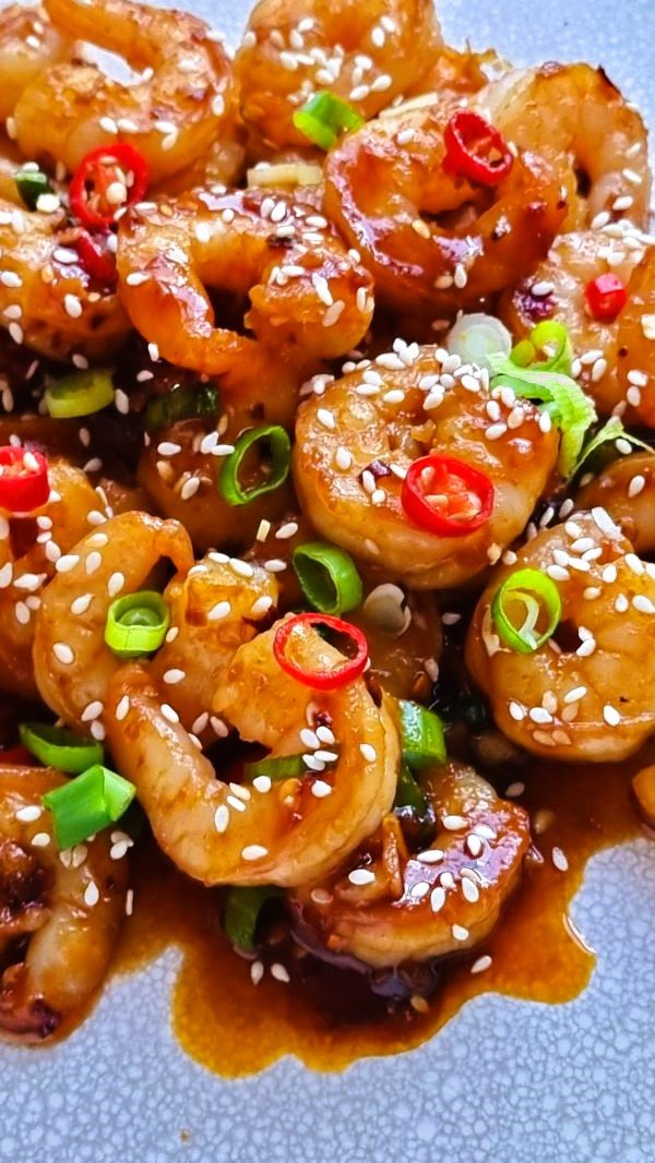 CHILLI GARLIC PRAWNS