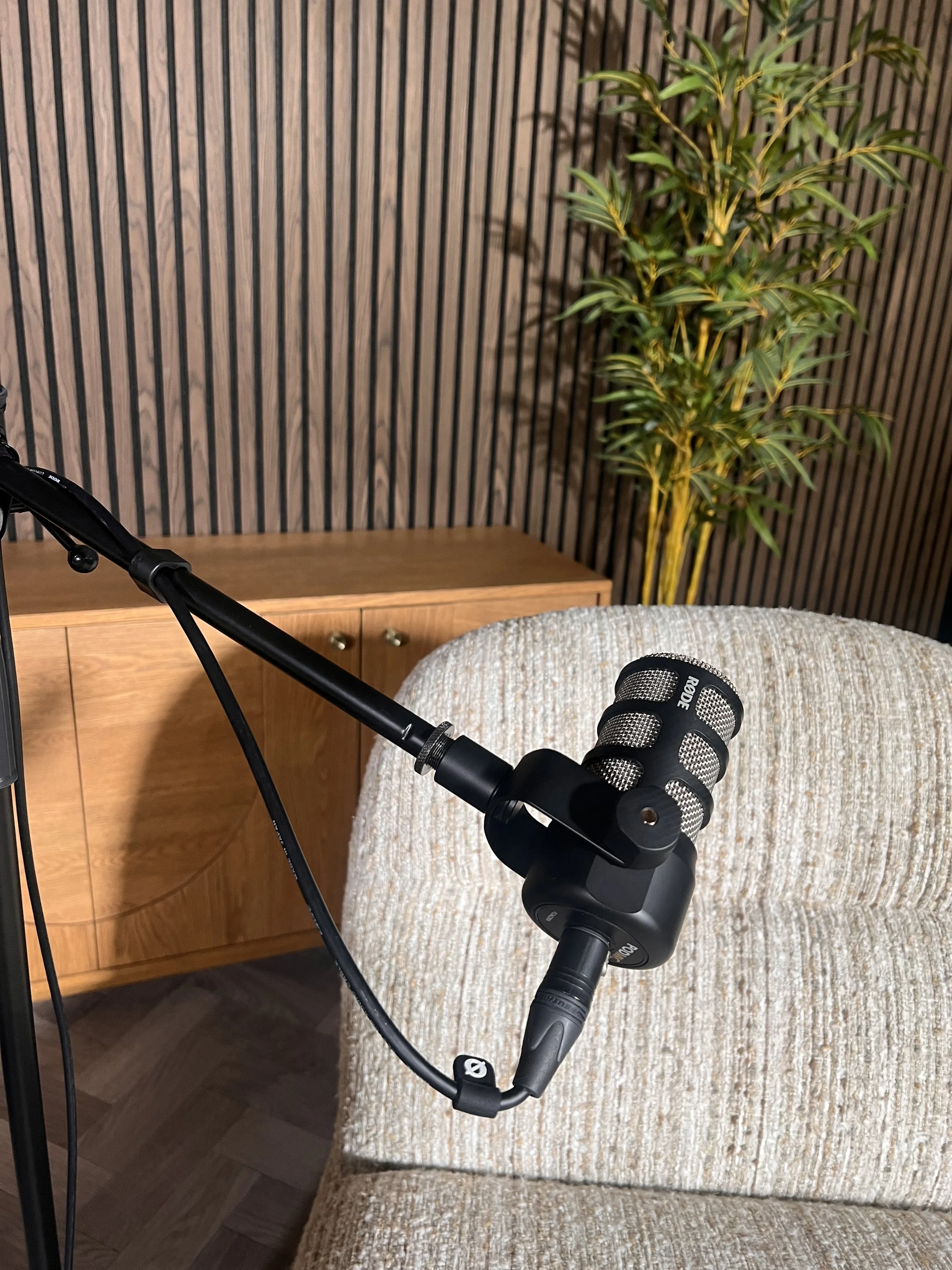 2 Hour Video & Audio