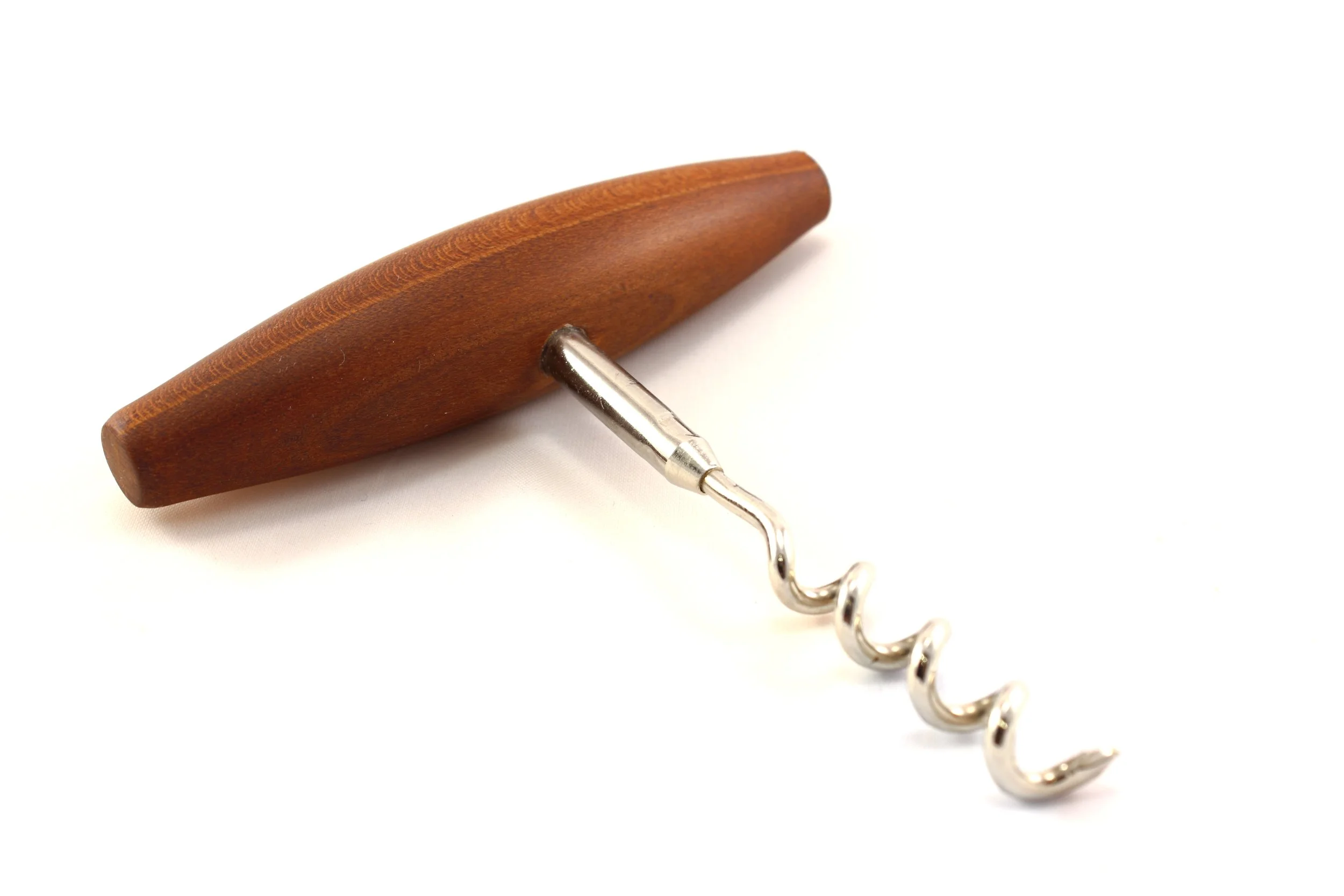 Korkenzieher aus geräuchertem Kirschenholz