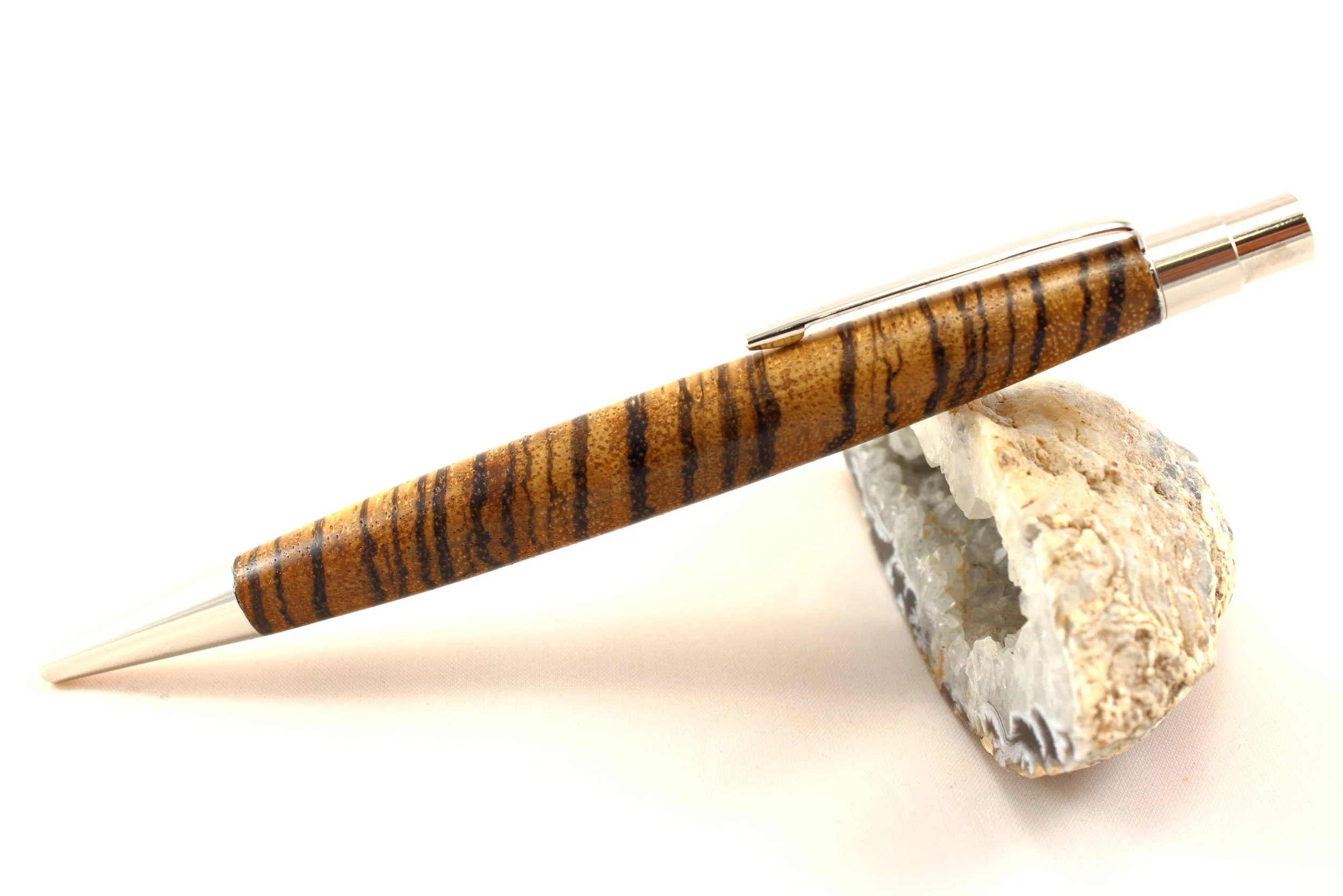 Klickkugelschreiber aus Zebrano, Hirnholz