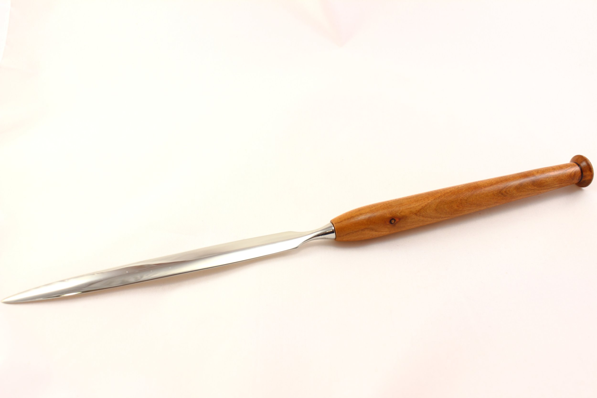 Brieföffner aus Mirabelle