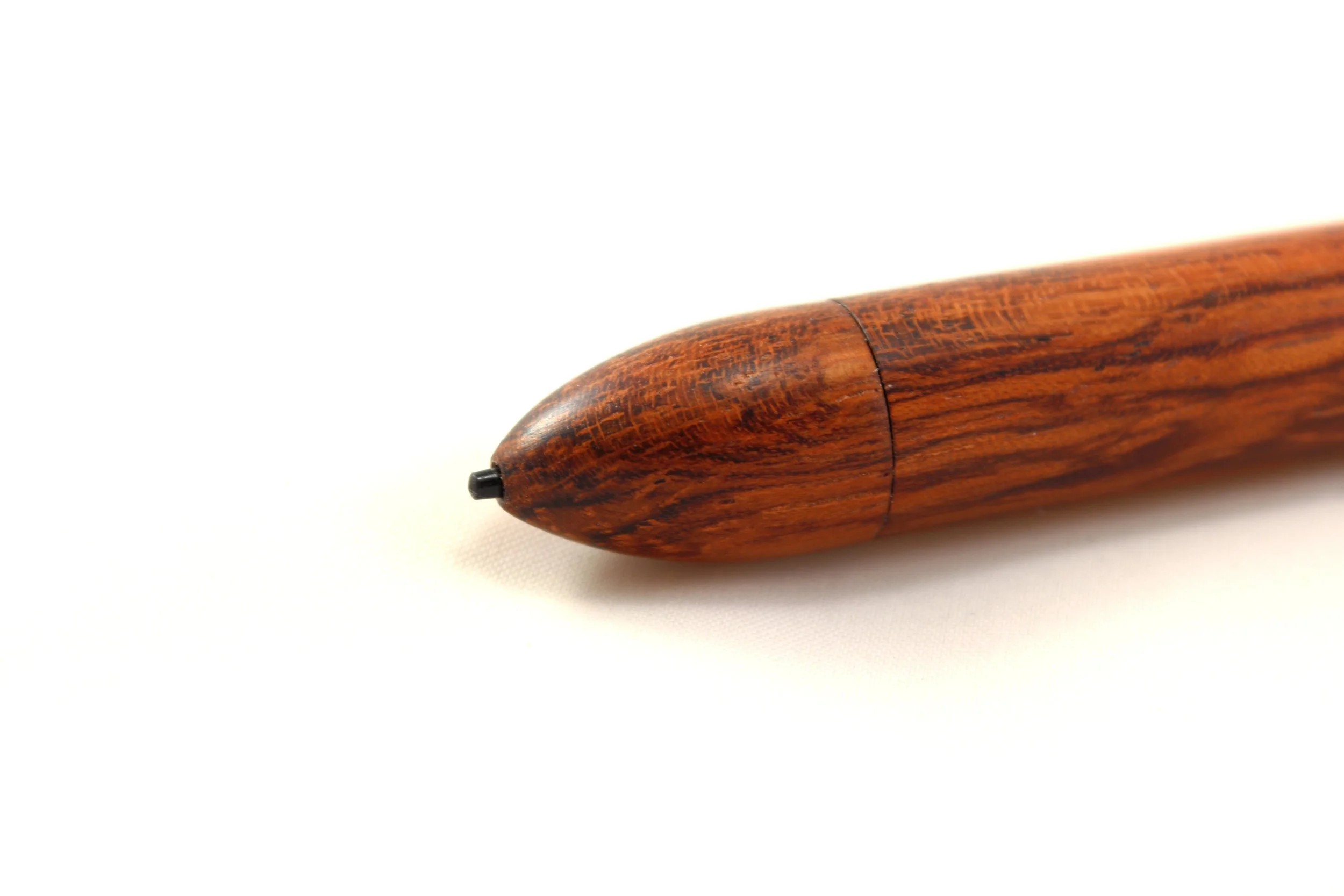 Elektrischer Stift eines Grafikers aus Bubinga