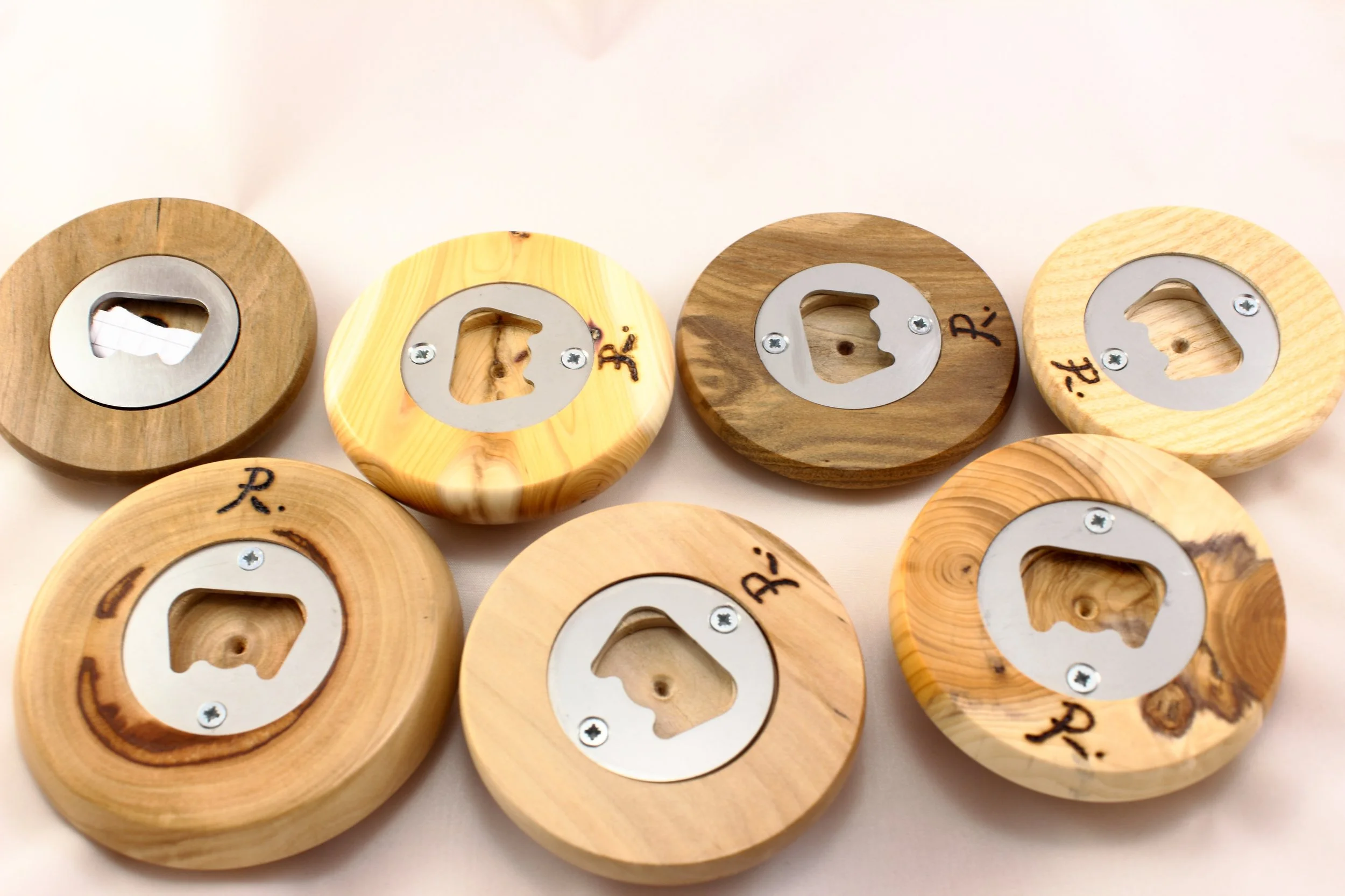 Flaschöffner aus Birnenholz, Esche und Eibe