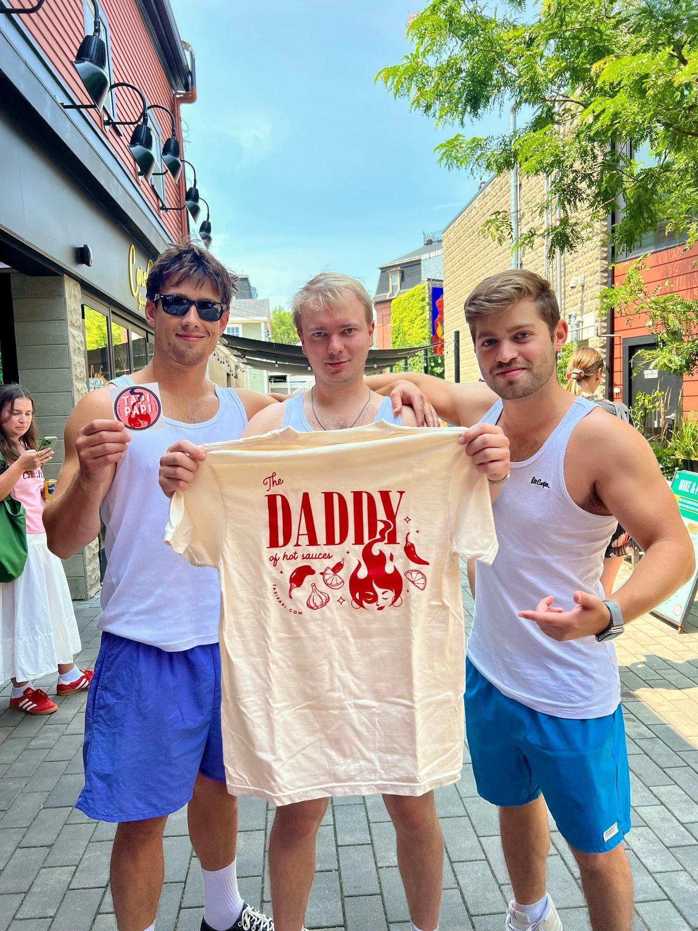 Daddy is back! 🌶️ 

Show off your Papi pride with our classic fit tee. 

Grab yours now in stylish ivory/red or navy/pink ➡️ link in bio
