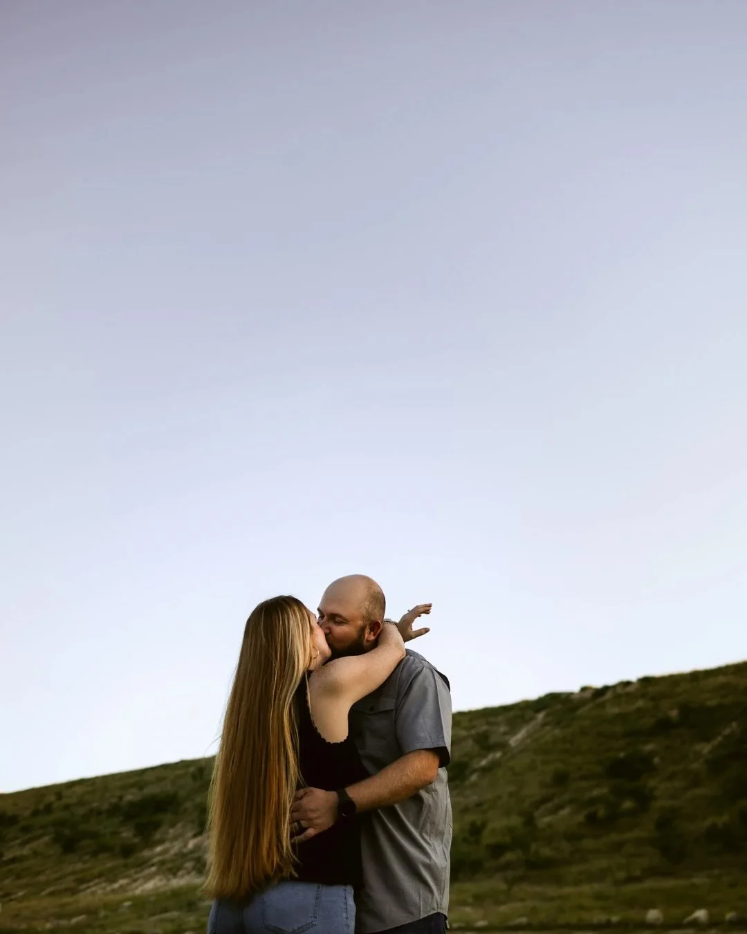 Casey and Caleb, 10 years married!! What privilege it is to be the one to encapsulate such an incredible milestone that they&rsquo;ll look back on for anniversaries to come.🤍🤍