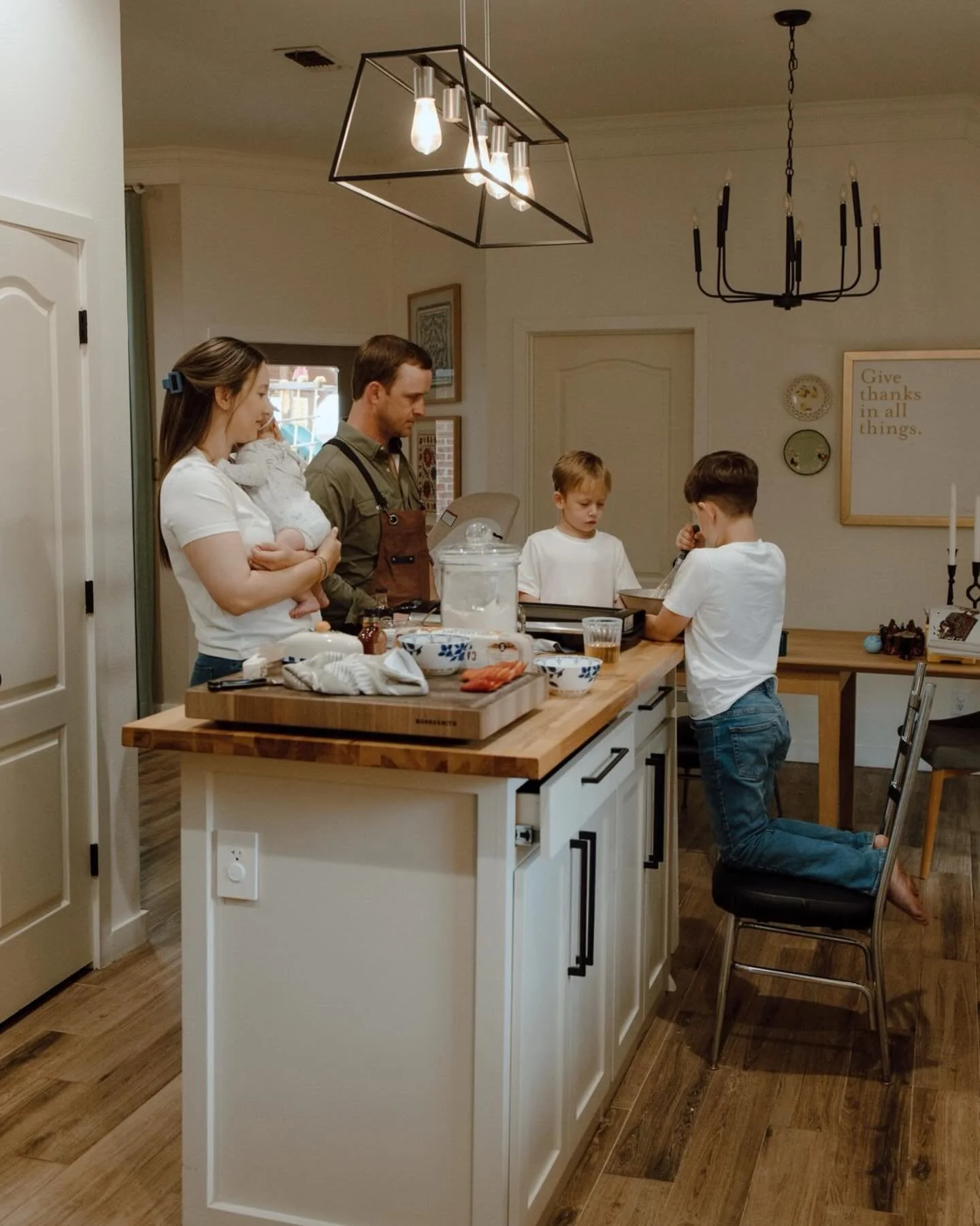 Got to spend a morning in the Heare household last weekend, and it was nothing short of magical. So much fun was had, a many pancakes were consumed!! 🥞✨