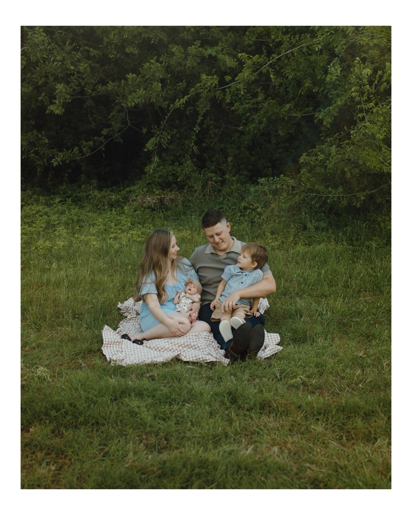 Specialty delivery for the Wilts 💌✨
.
.
.
.
Keywords: San Angelo photographer, San Angelo, Family Photographer, lifestyle photographer, San Angelo Wedding Photographer, Texas Photographer