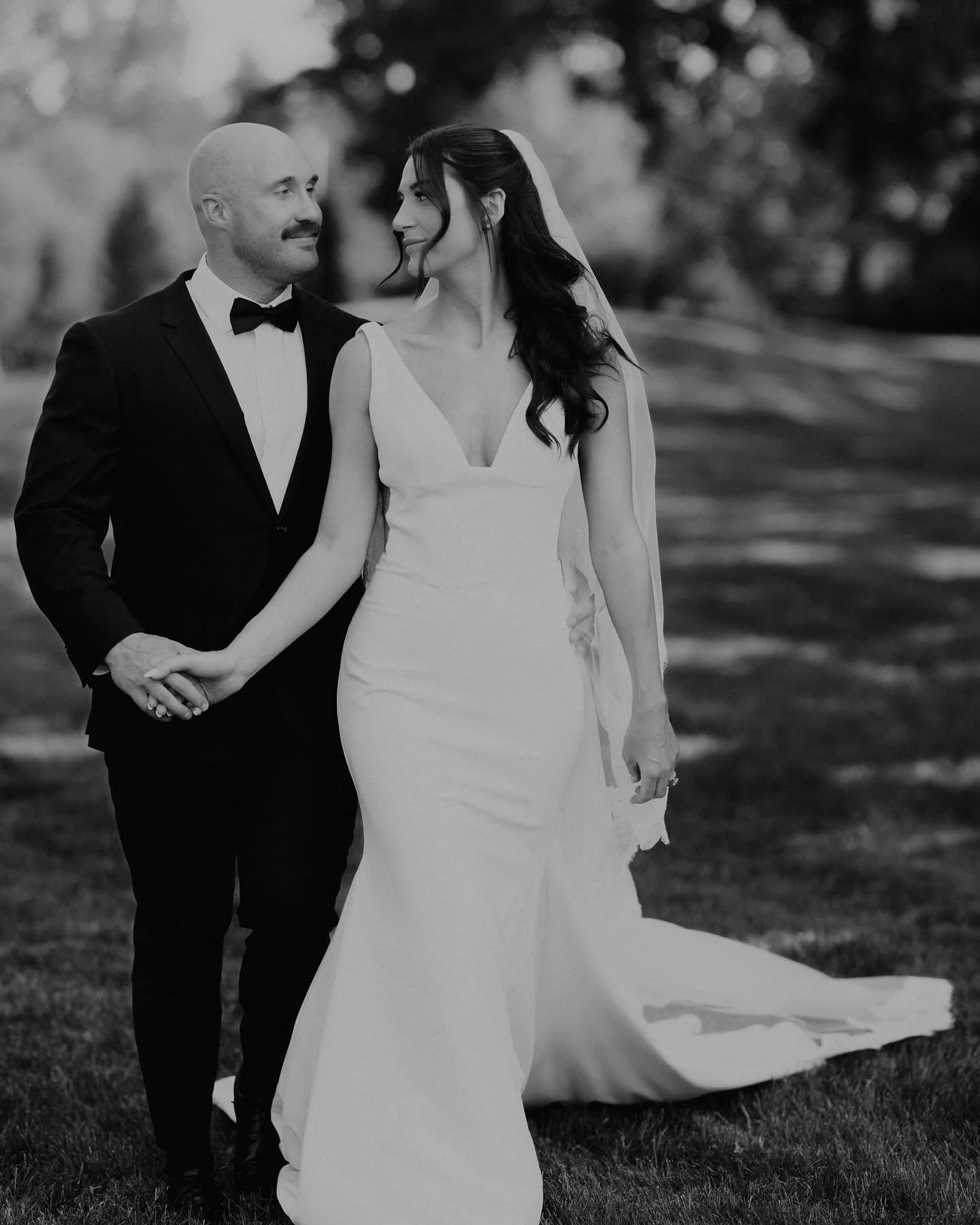 Just Married | J&amp;J 🕊️

Photo | Megan Gulino @moonshinebuffalo 
Video | @sunnybluefilms @katieafricano 
Venue | @thelegacyon18milecreek 
Styling | @sincerelymelissaco 
Florist | @bushelevents 
Hair | @styledbylizk 
Makeup | @lexbeautyhaus 
Gown |